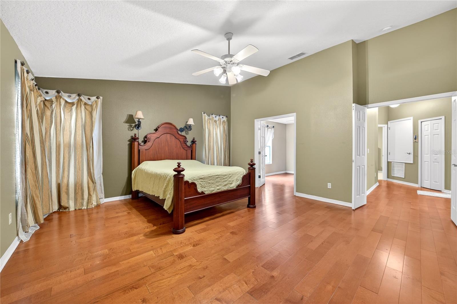 WOODBRIDGE LAKES UNIT 2C - Residential