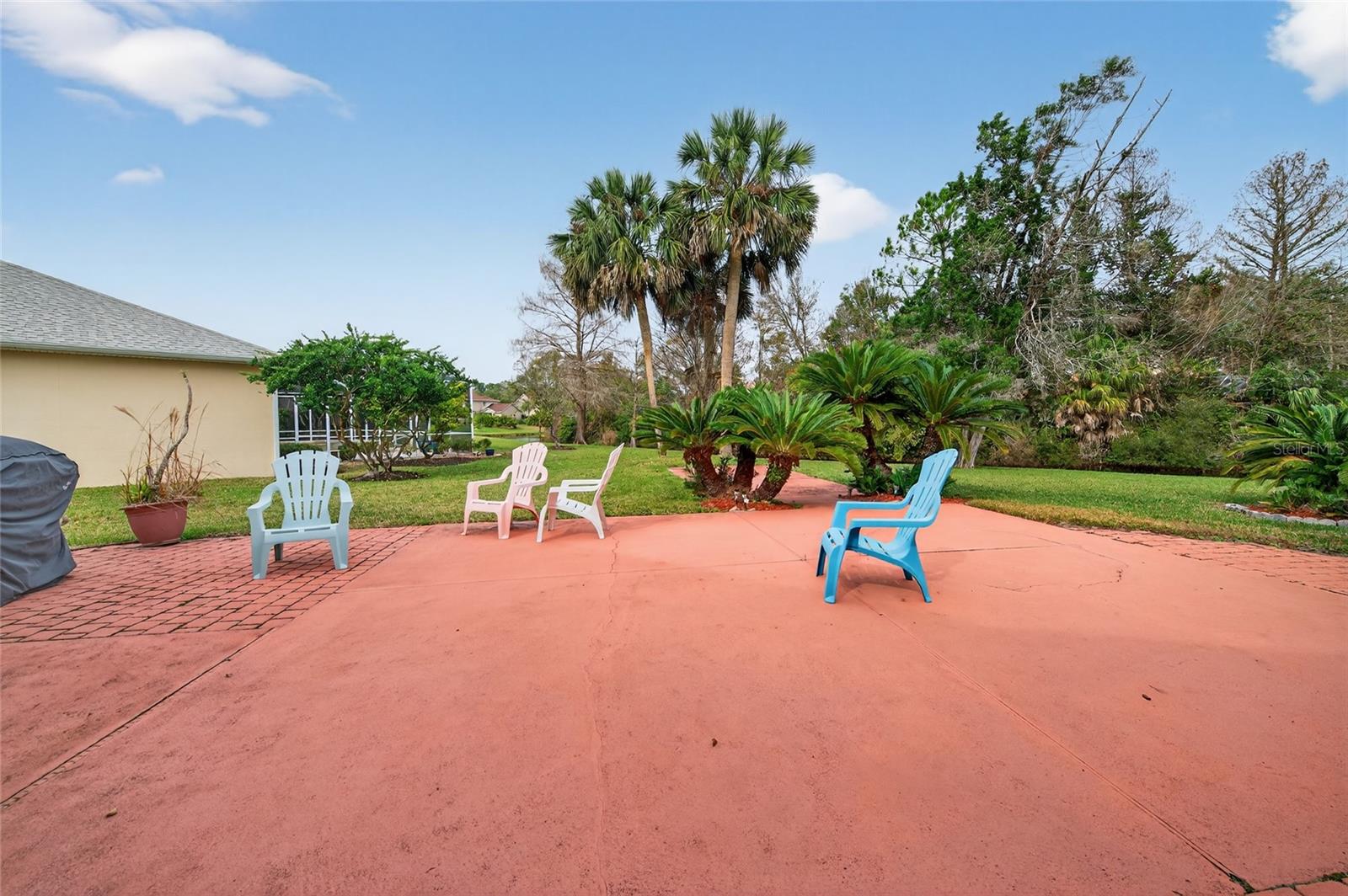 BREAKAWAY TRAILS - Residential