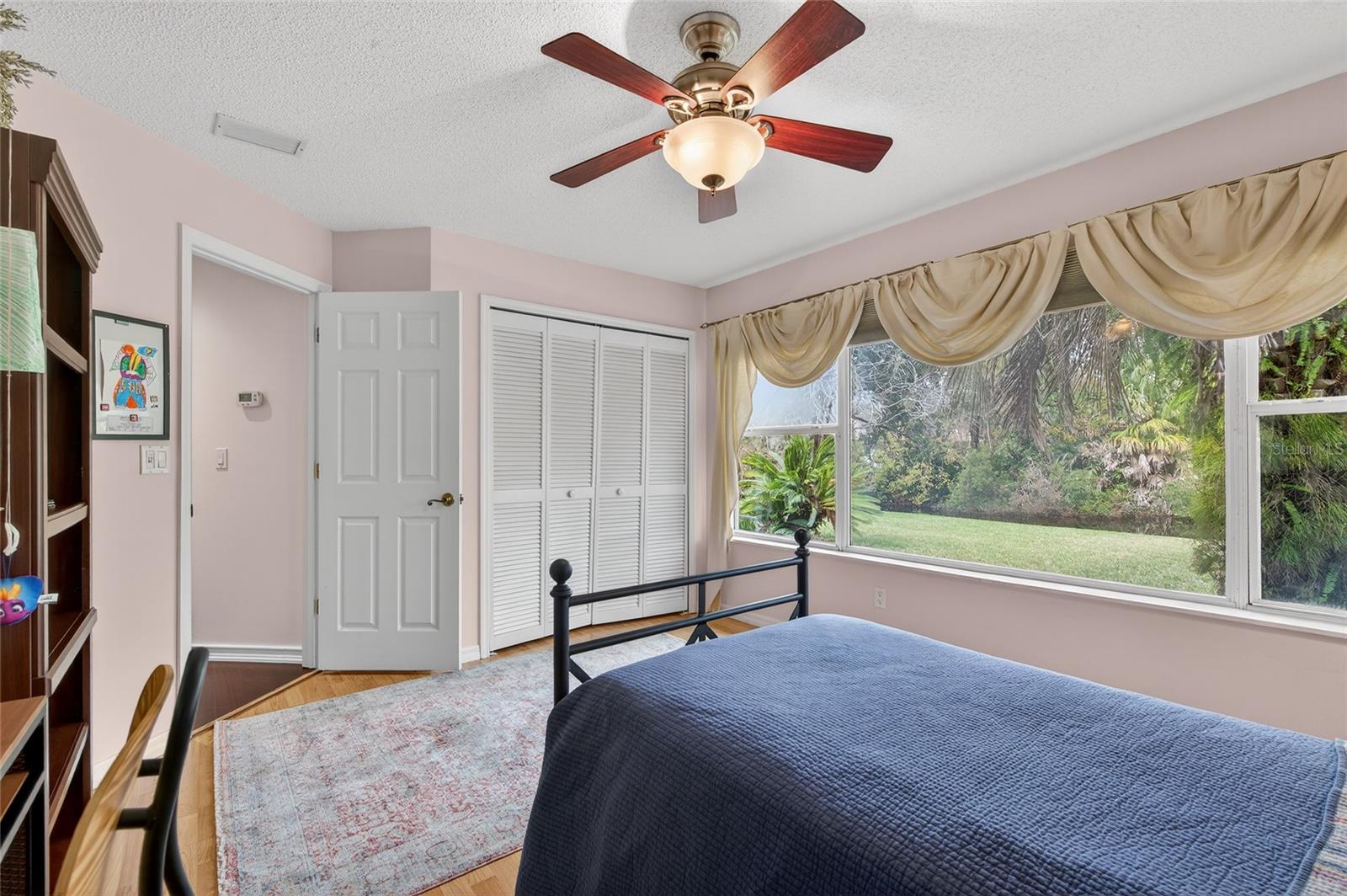 BREAKAWAY TRAILS - Residential