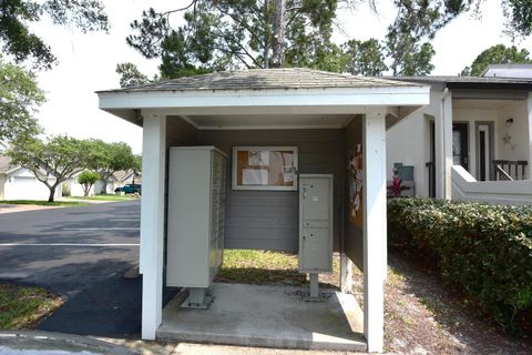 A home in LARGO