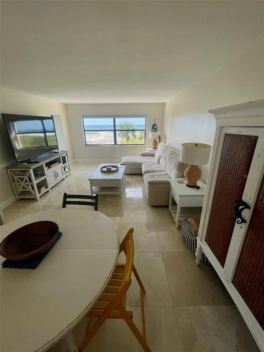 HARBOUR LIGHT TOWERS - Residential Lease