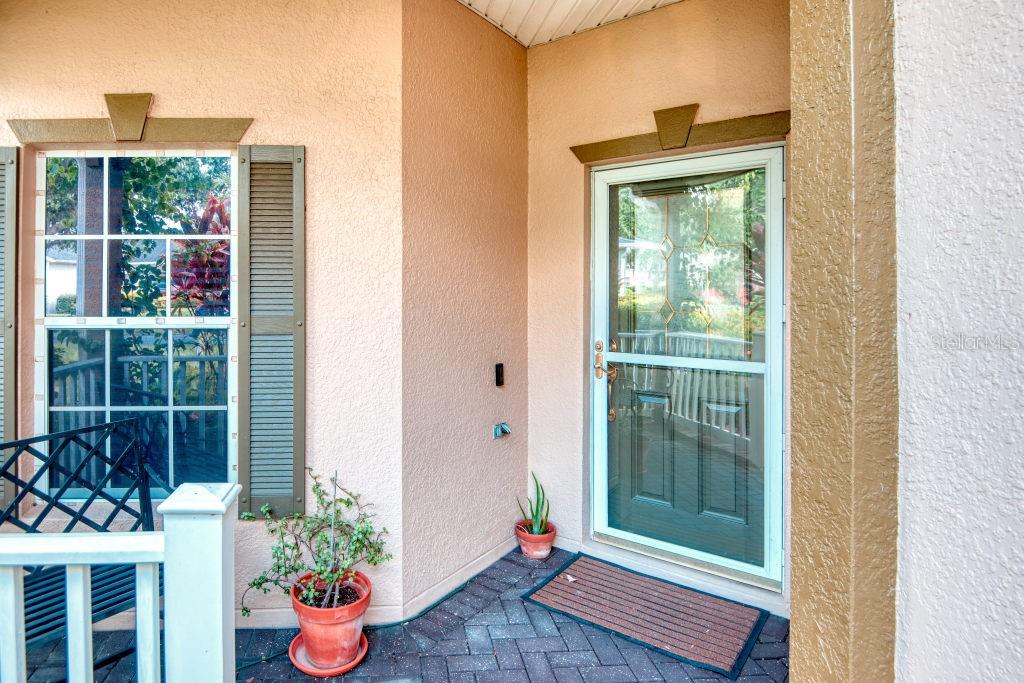142 LARGO DR