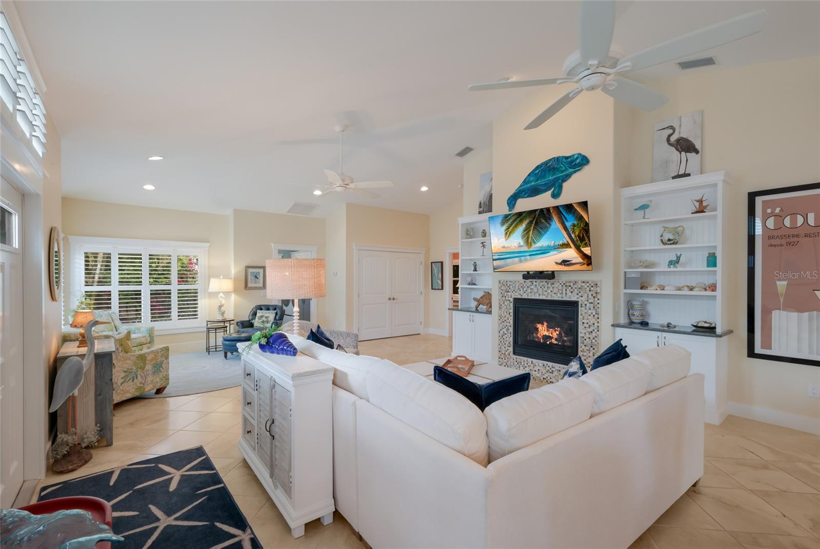 HOLMES GULF TO BAY DEV - Residential