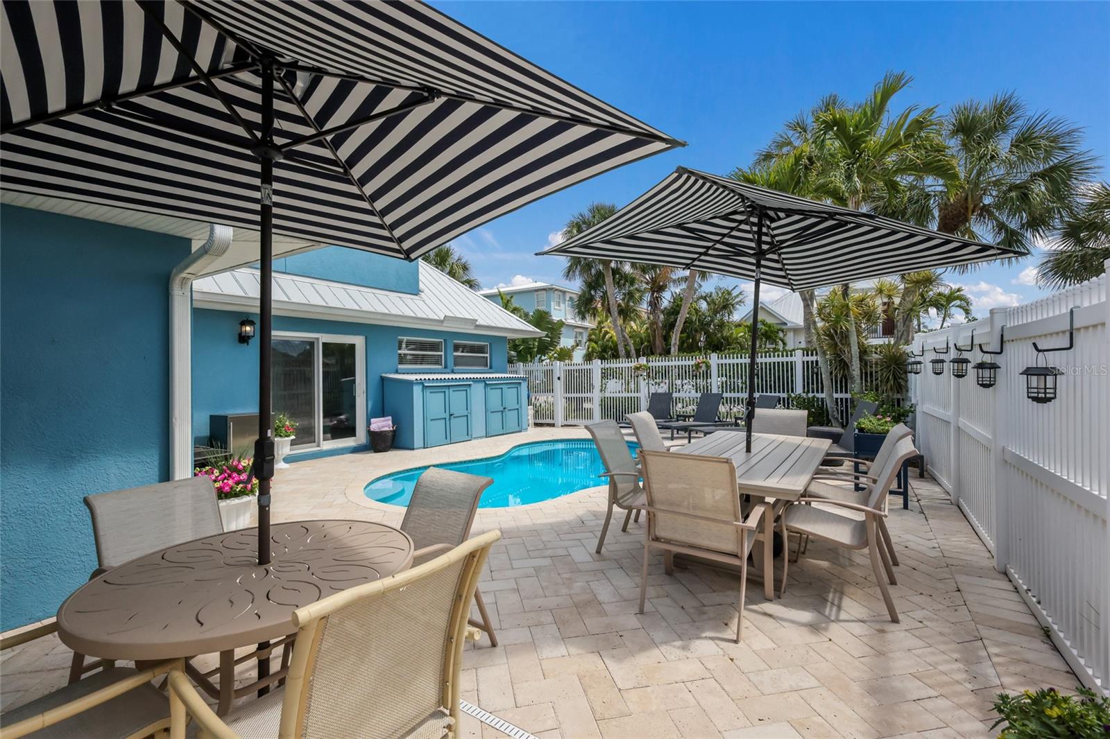 HOLMES GULF TO BAY DEV - Residential