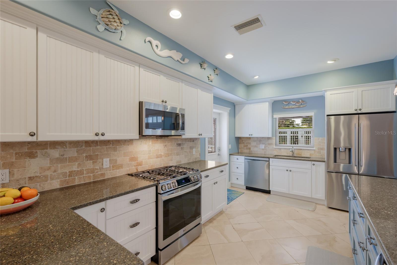 HOLMES GULF TO BAY DEV - Residential