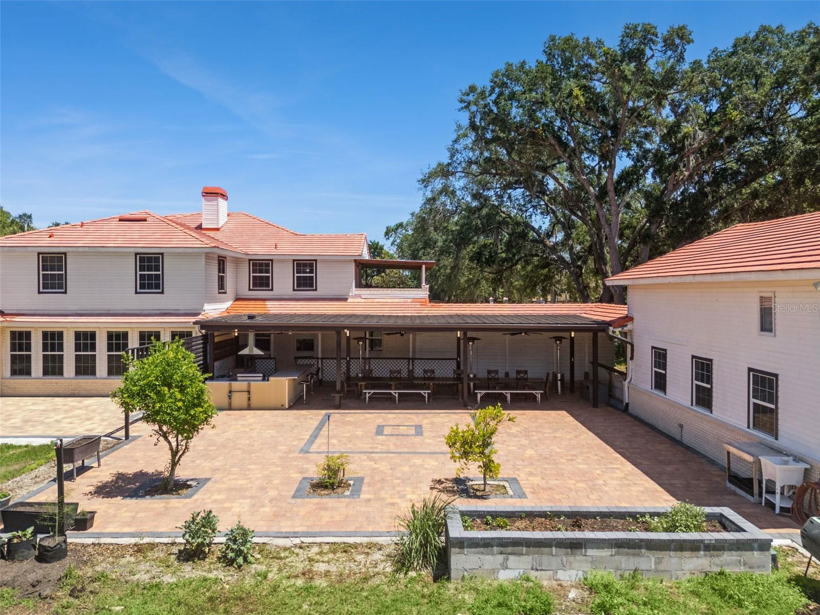 MARKHAM WOODS CORRIDOR - Residential