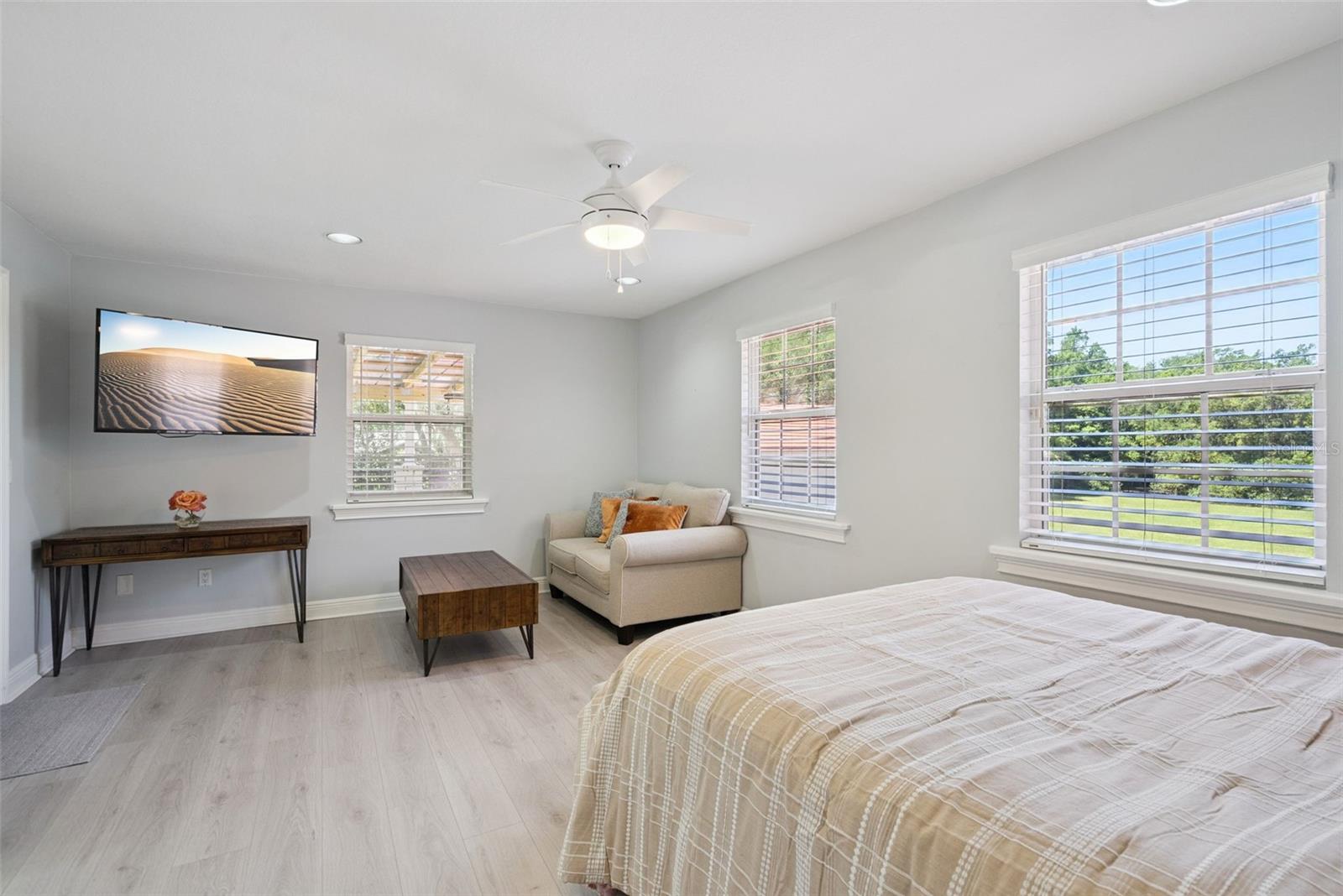 MARKHAM WOODS CORRIDOR - Residential