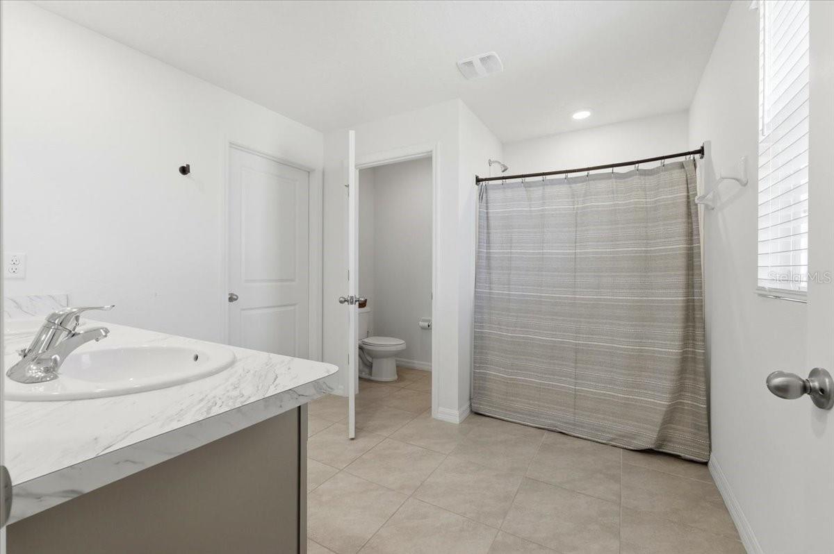 NORTH PARK ISLE PH 1B 1C & 1D - Residential