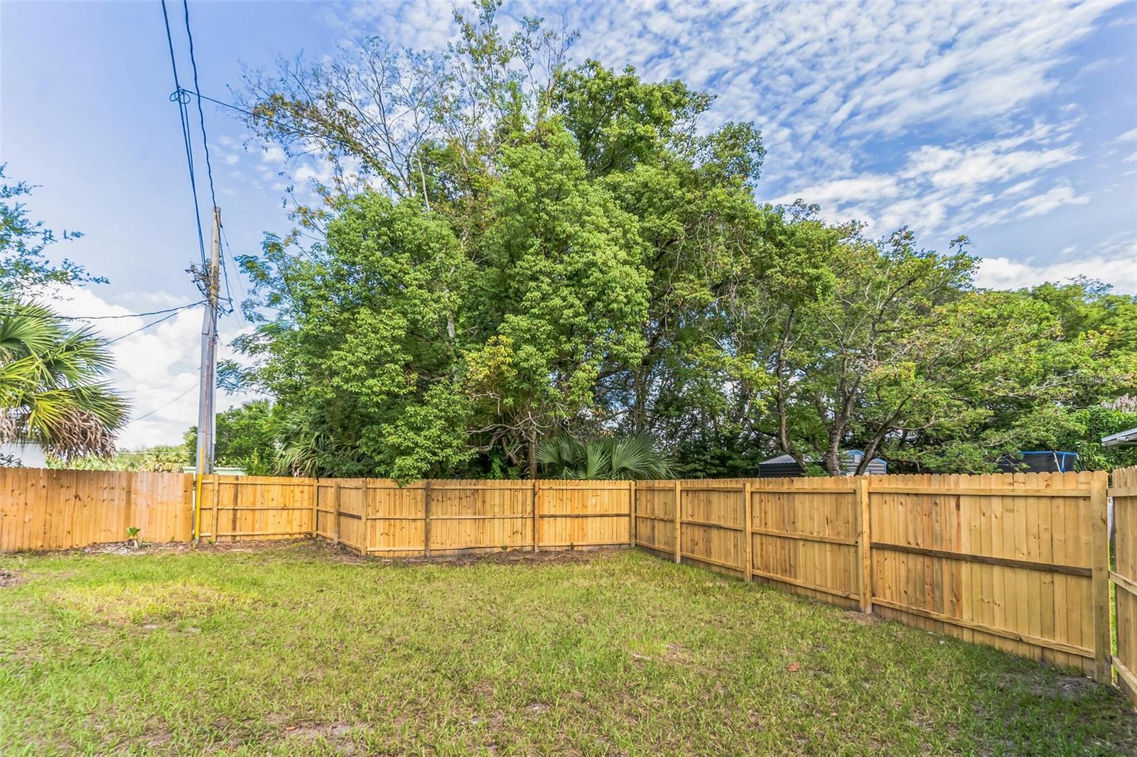 ACADEMY MANOR UNIT 01 - Residential