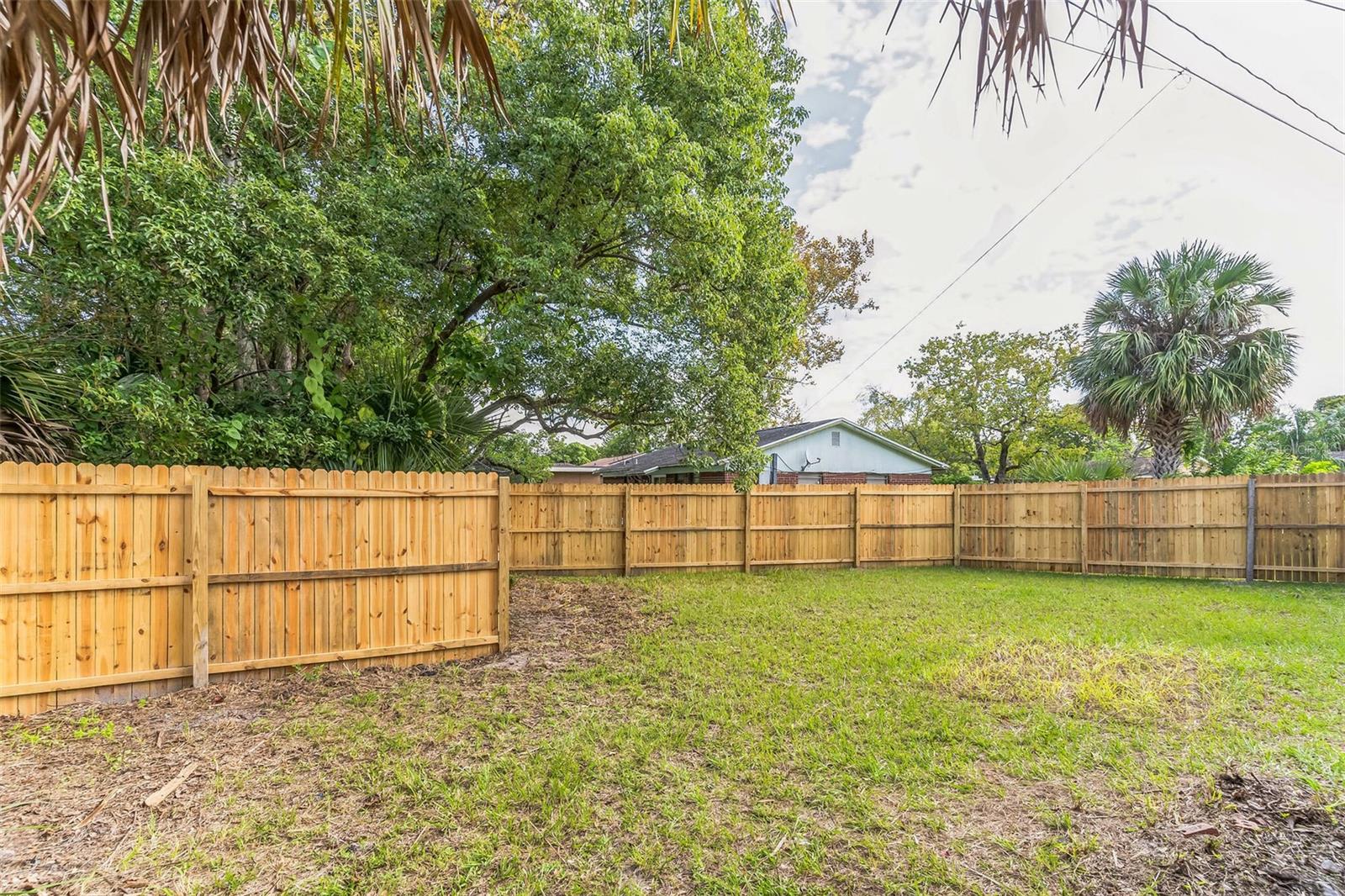 ACADEMY MANOR UNIT 01 - Residential