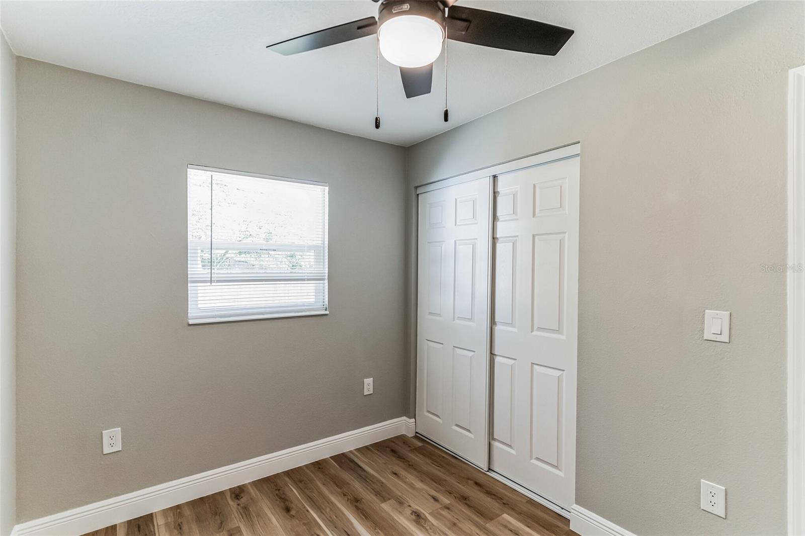 ACADEMY MANOR UNIT 01 - Residential