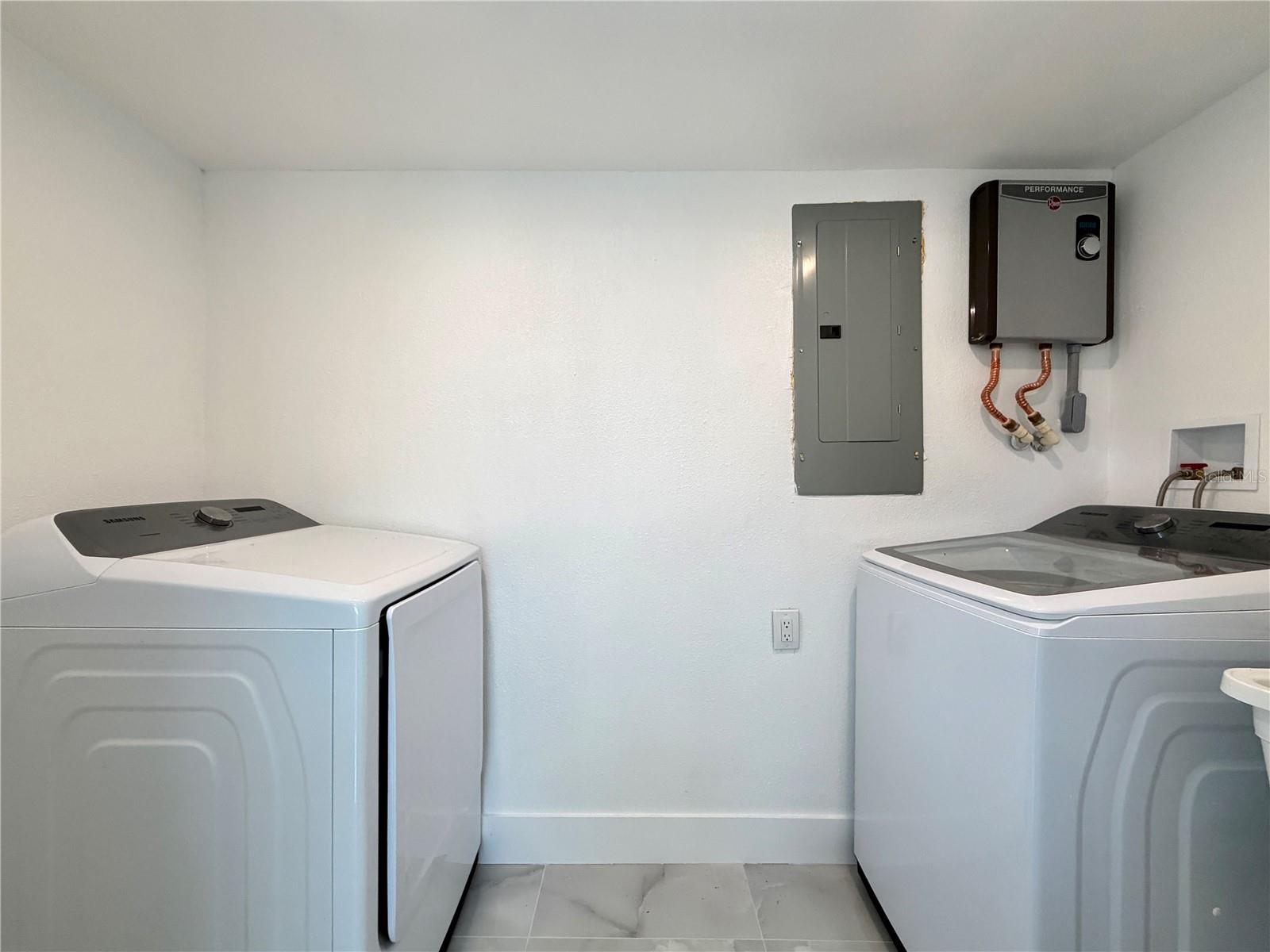 NORTH ST PETERSBURG - Residential