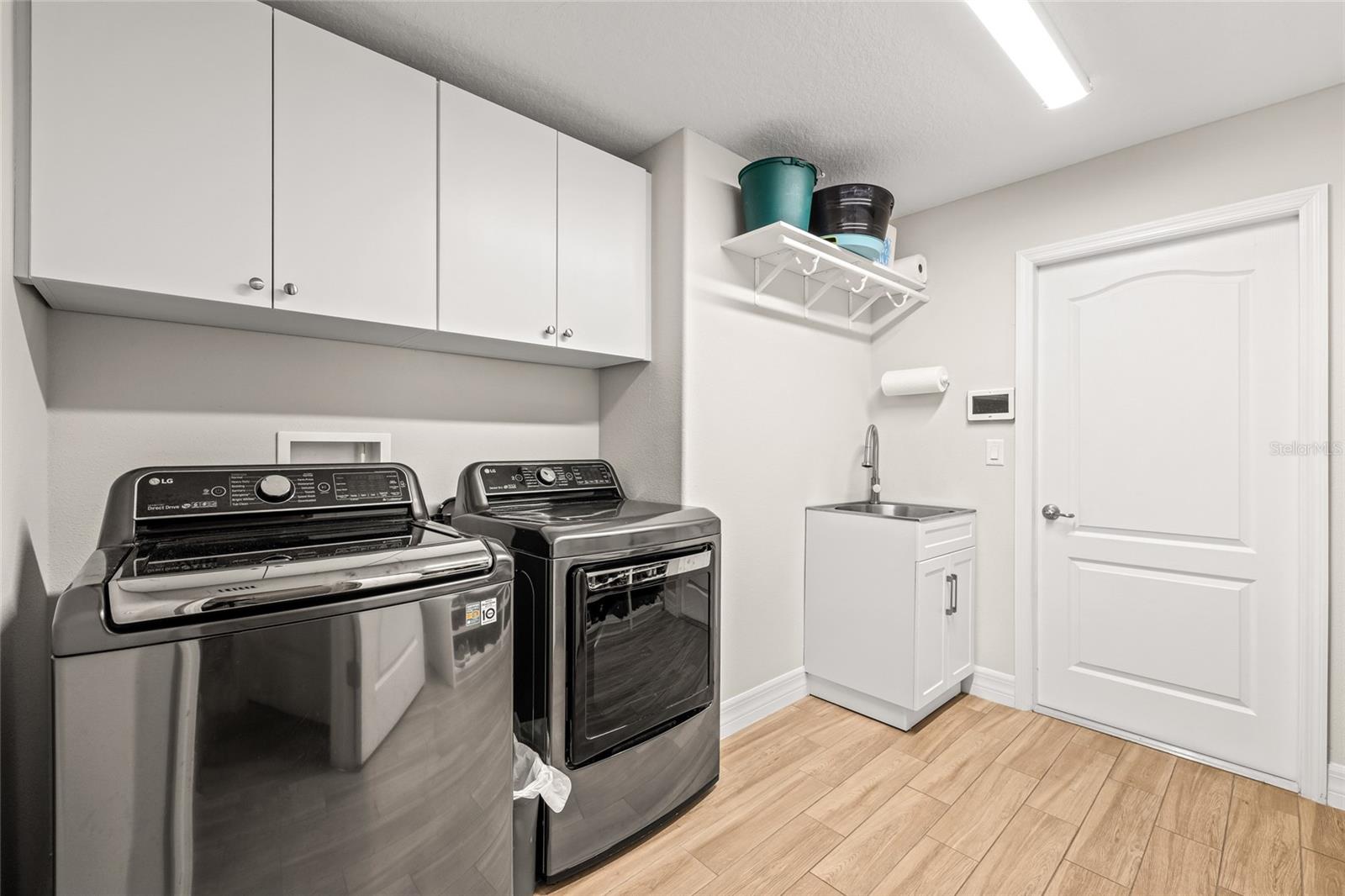 CARROLLWOOD LNDGS PH 2 - Residential