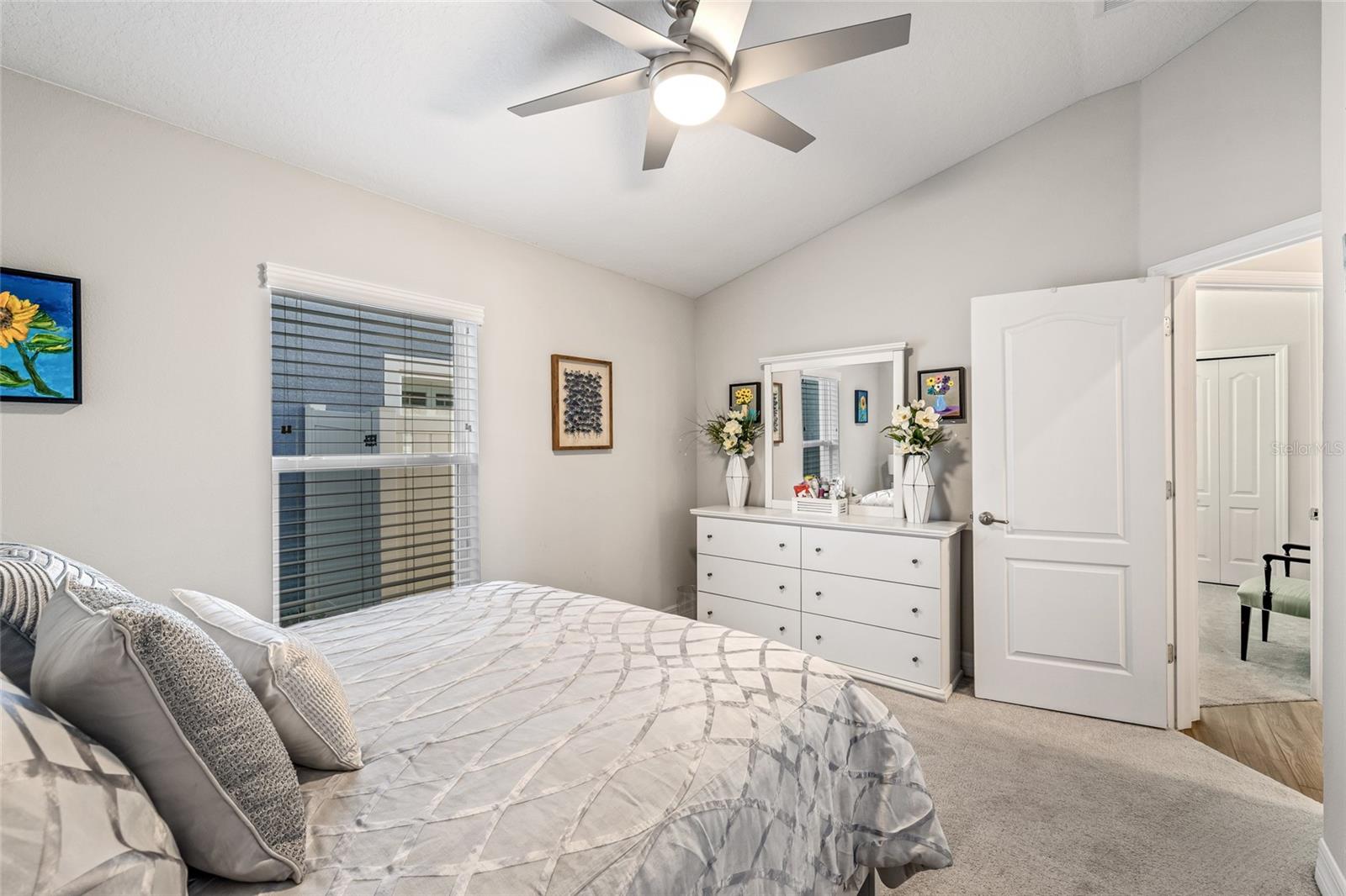 CARROLLWOOD LNDGS PH 2 - Residential