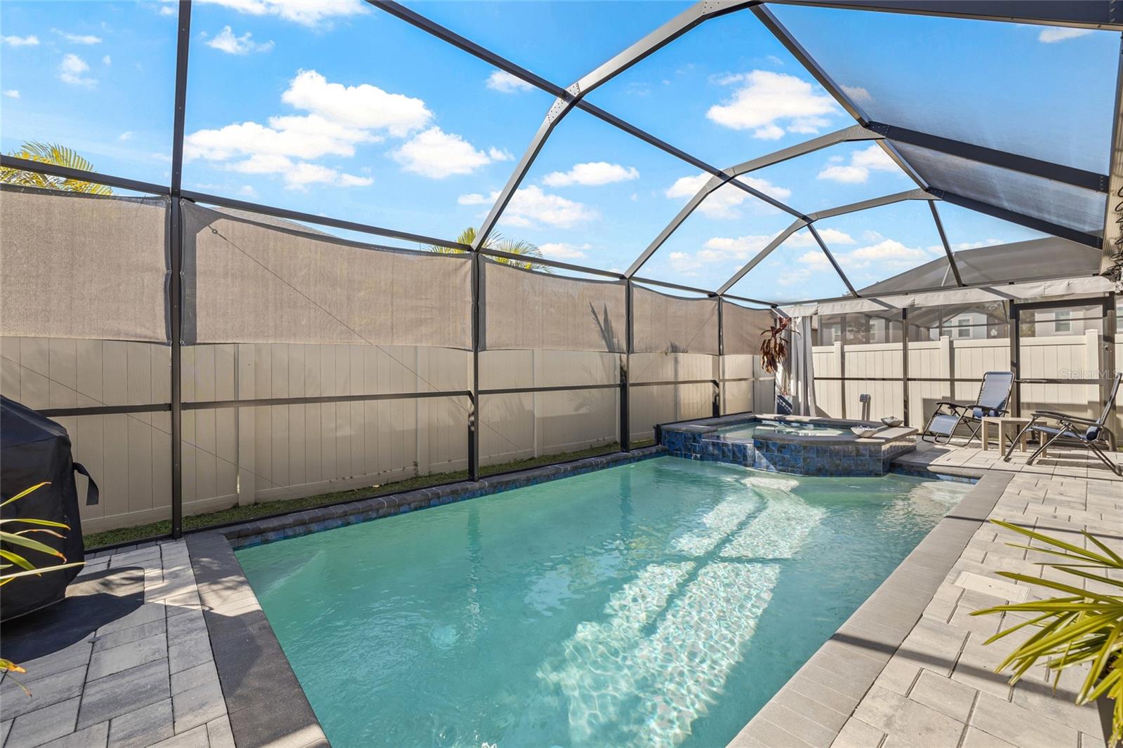 CARROLLWOOD LNDGS PH 2 - Residential