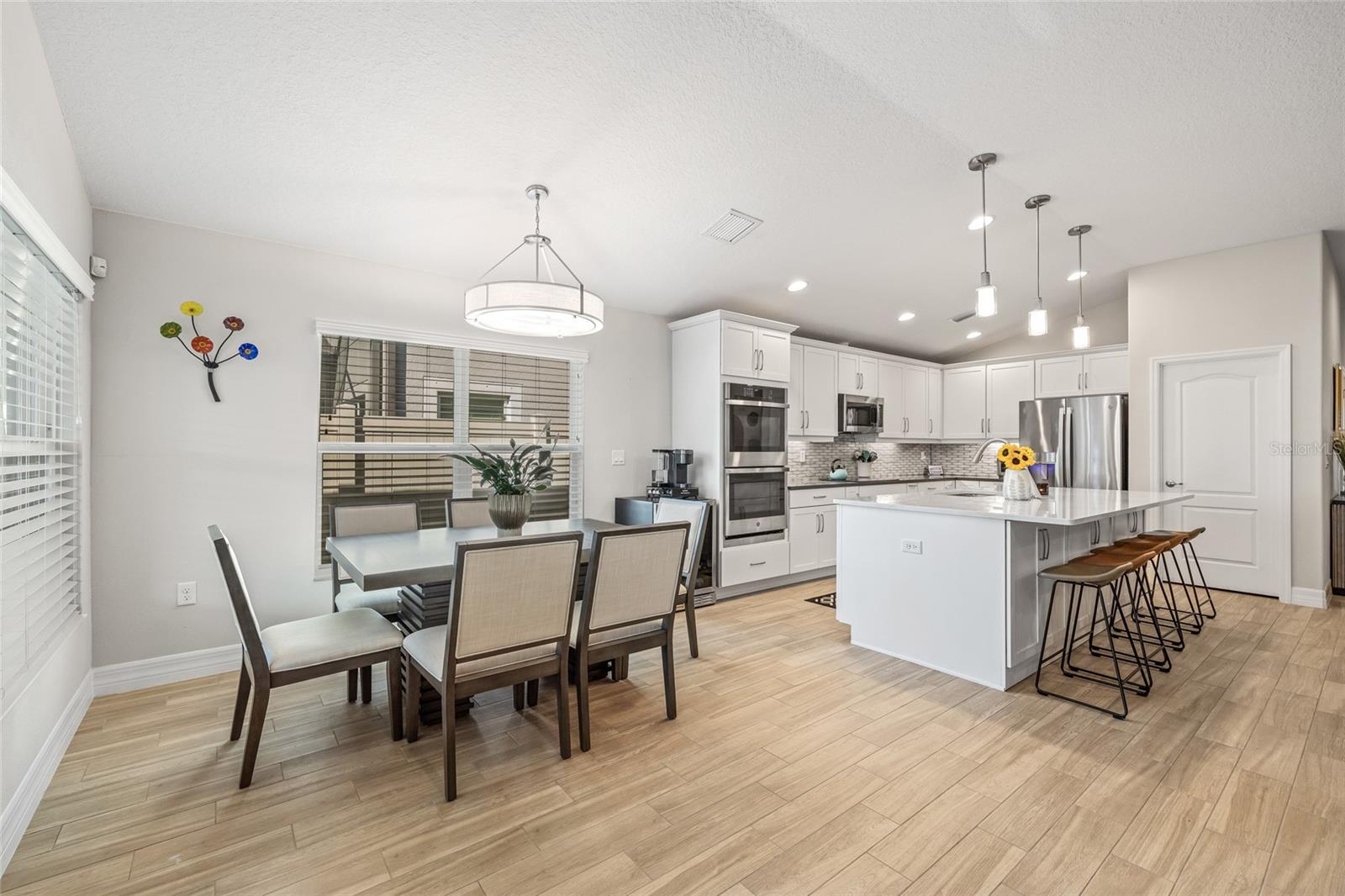 CARROLLWOOD LNDGS PH 2 - Residential