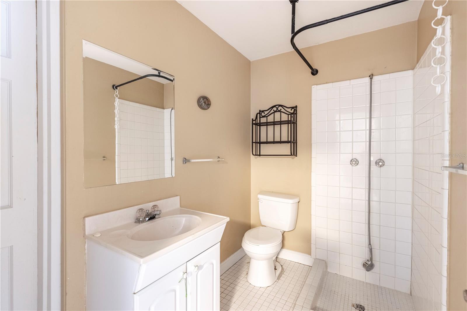 SYLVAN SHORES - Residential