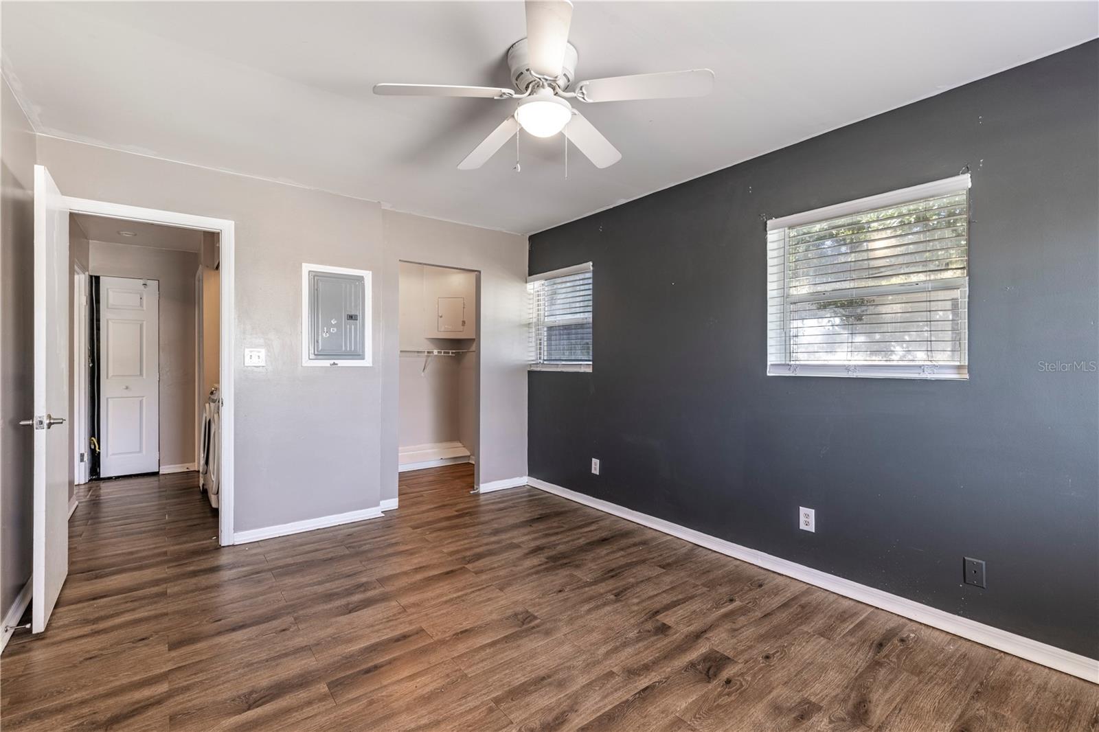 SYLVAN SHORES - Residential