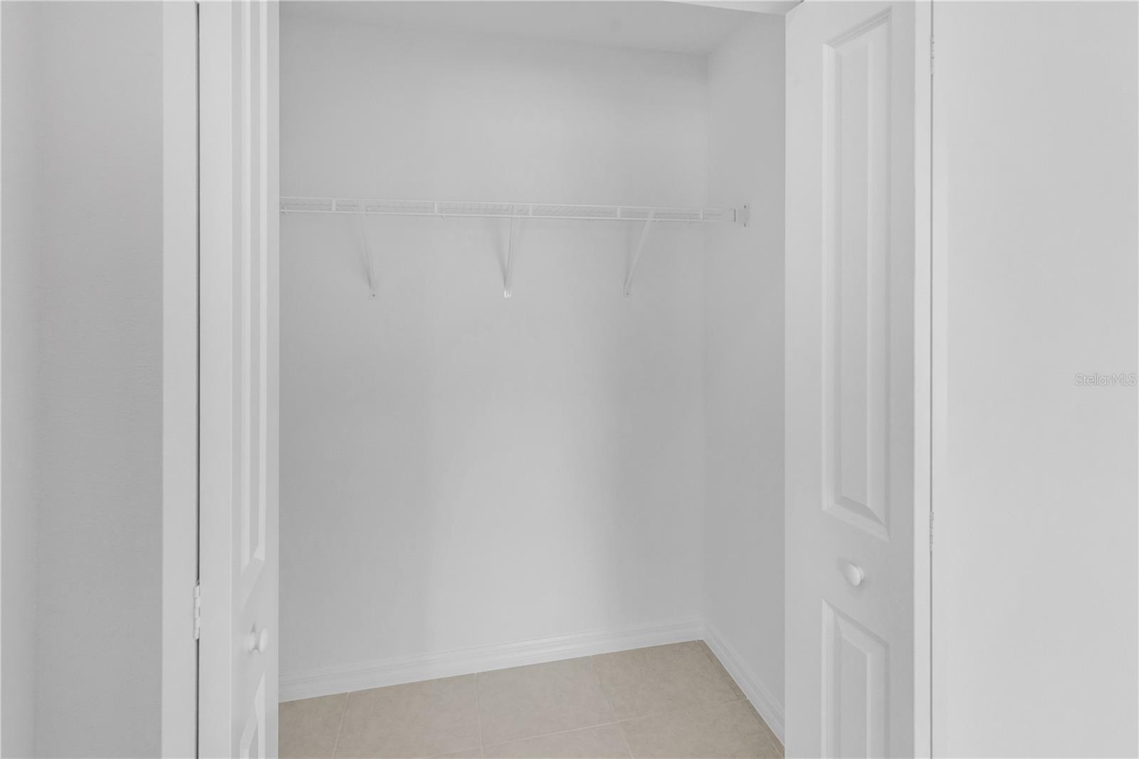 CYPRESS POINT/LK PARKER - Residential Lease