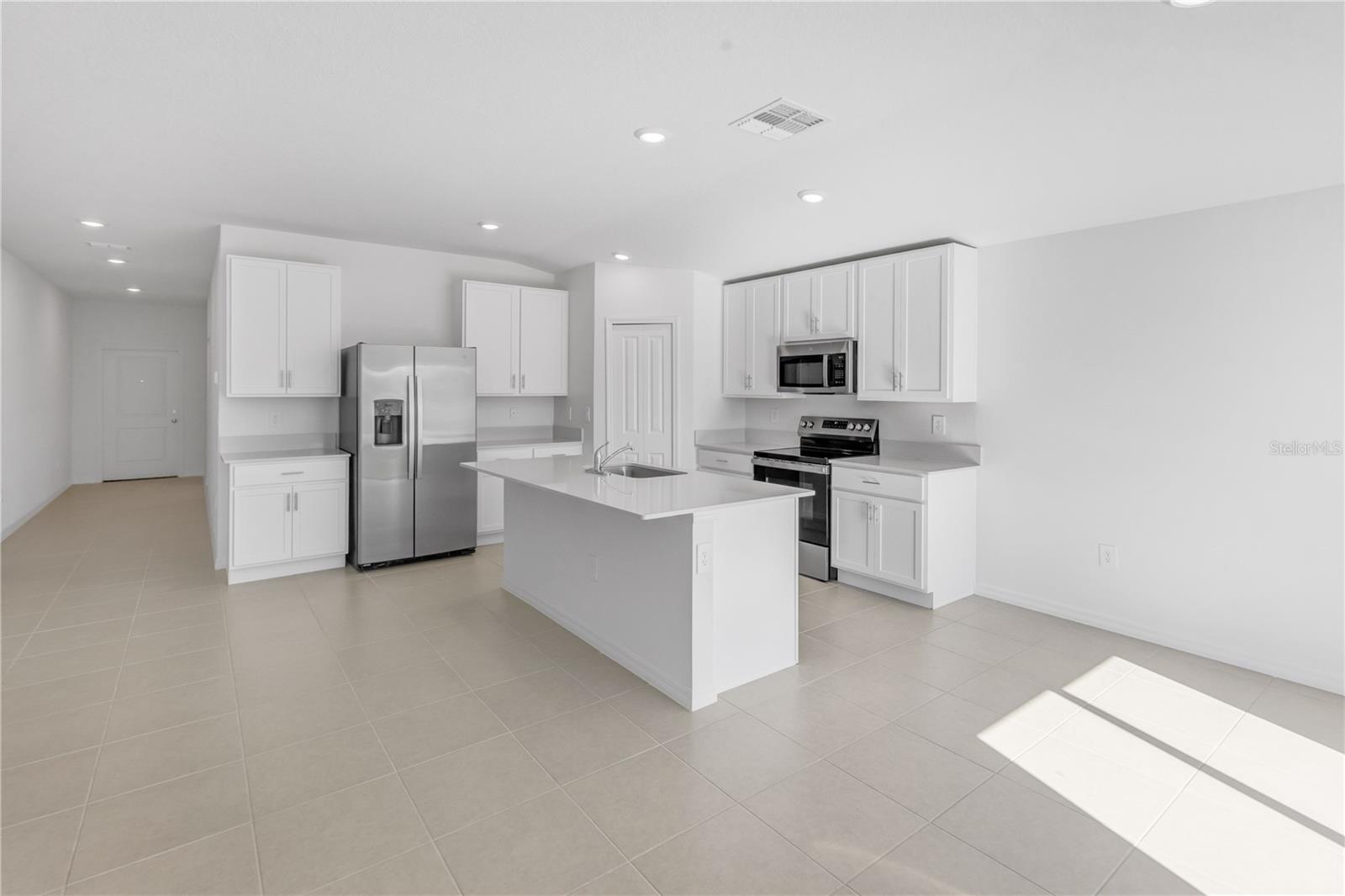 CYPRESS POINT/LK PARKER - Residential Lease