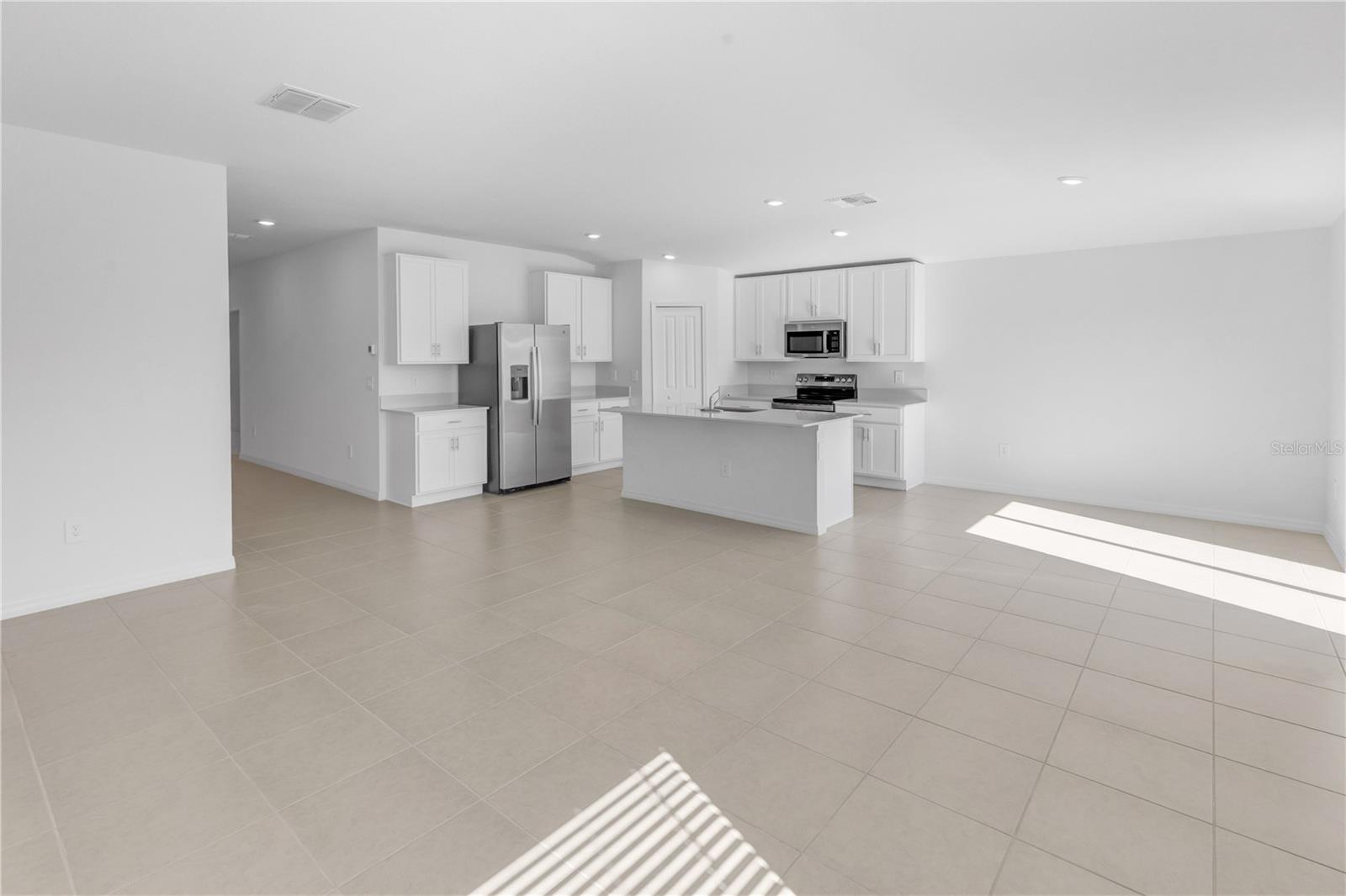 CYPRESS POINT/LK PARKER - Residential Lease