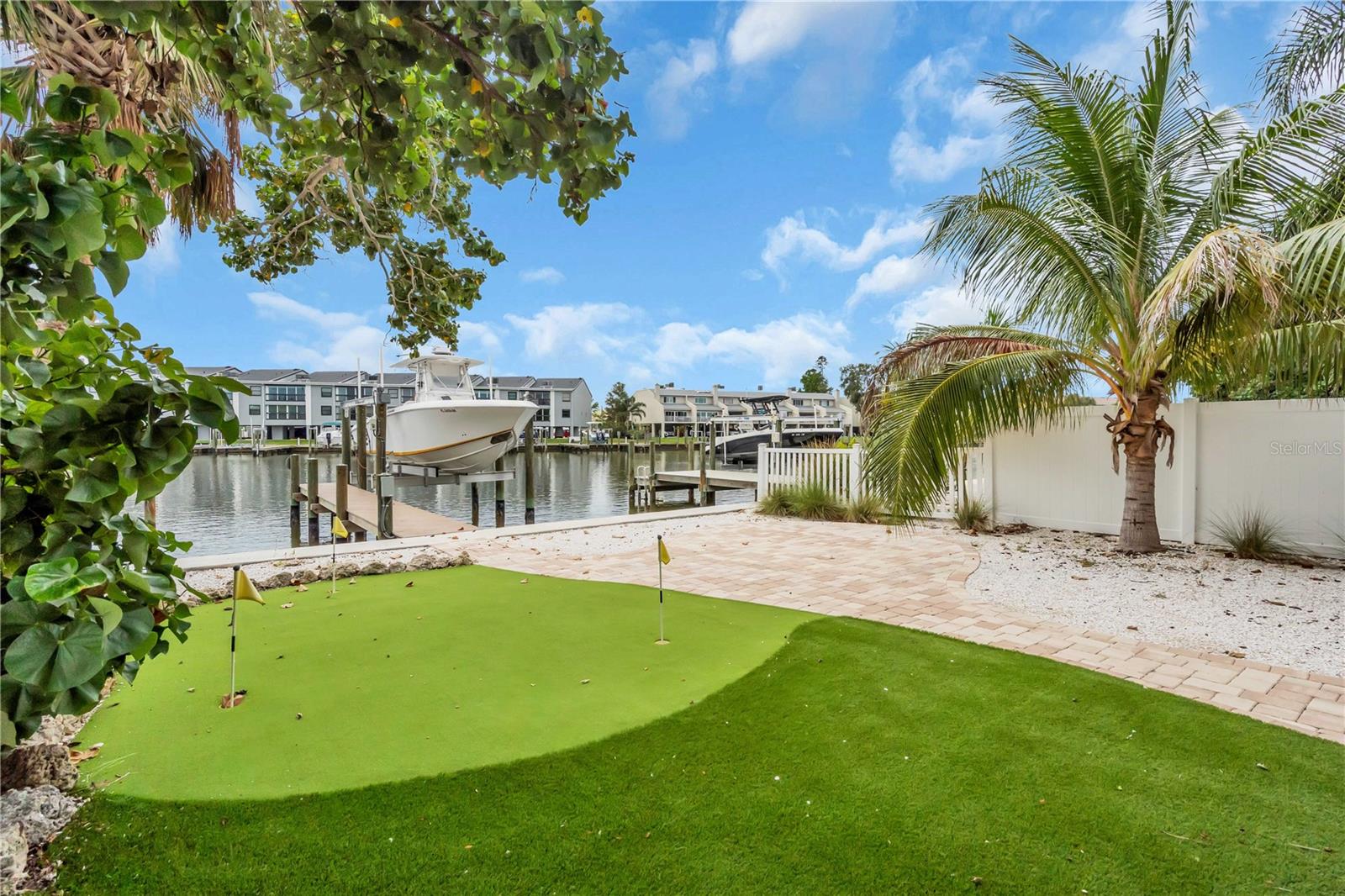 BAHIA VISTA SUB - Residential