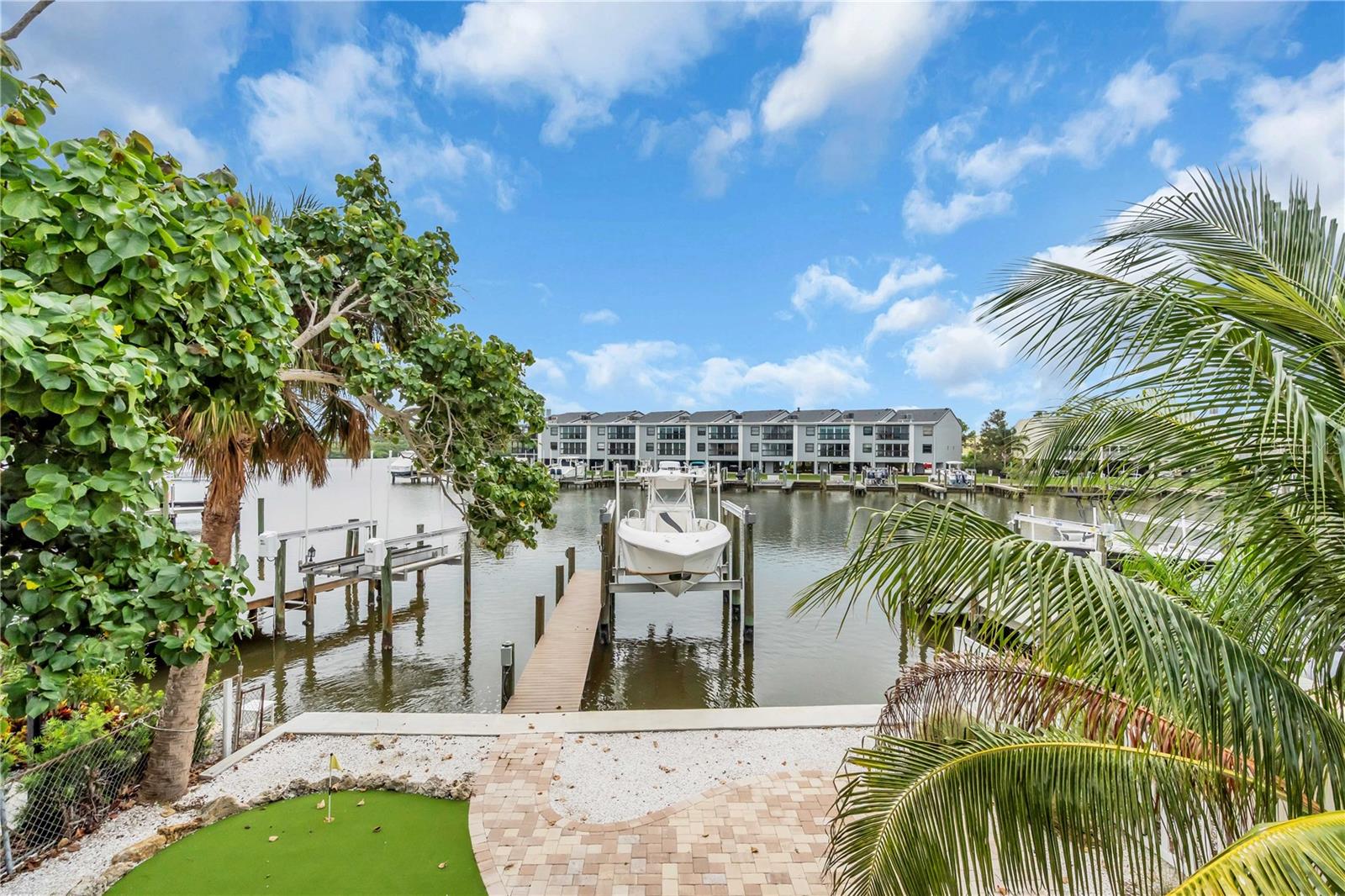 BAHIA VISTA SUB - Residential