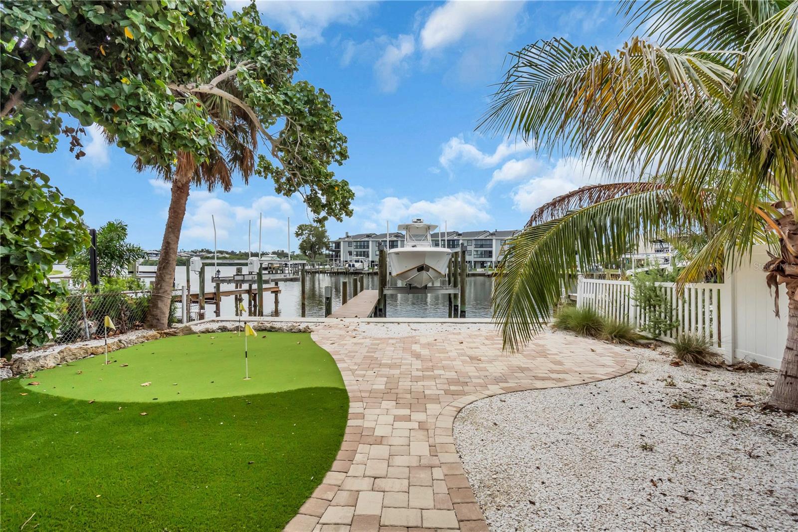 BAHIA VISTA SUB - Residential