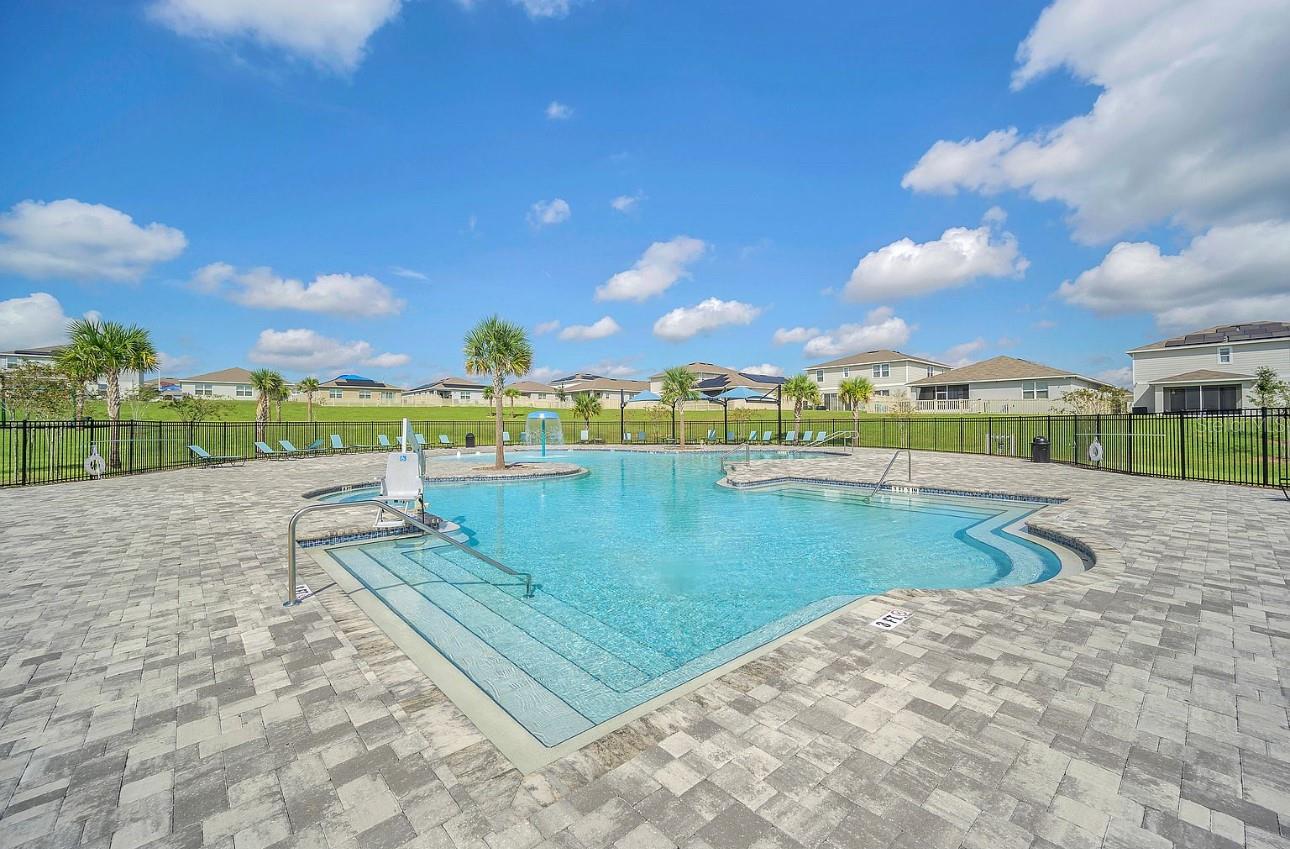FOREST LAKE - Residential