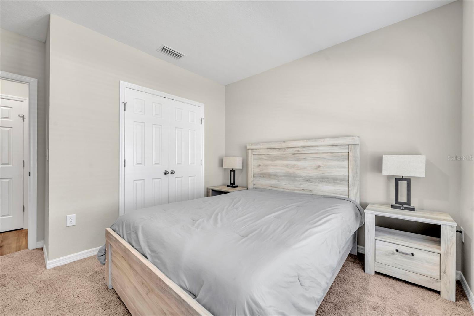 FOREST LAKE - Residential
