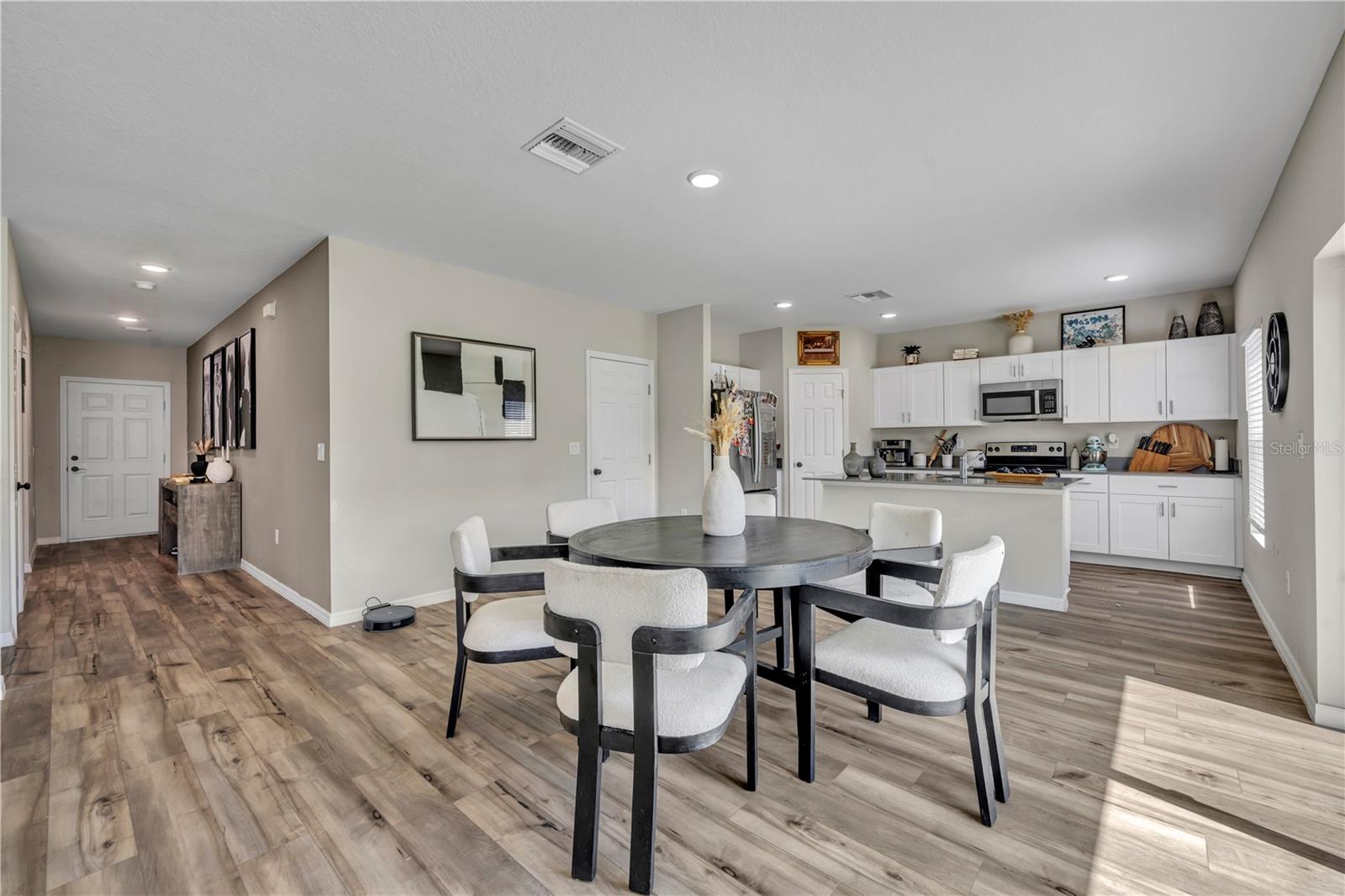 FOREST LAKE - Residential