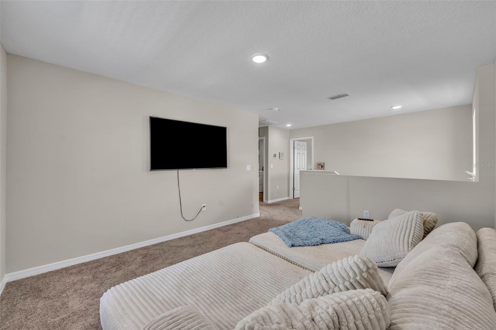 FOREST LAKE - Residential