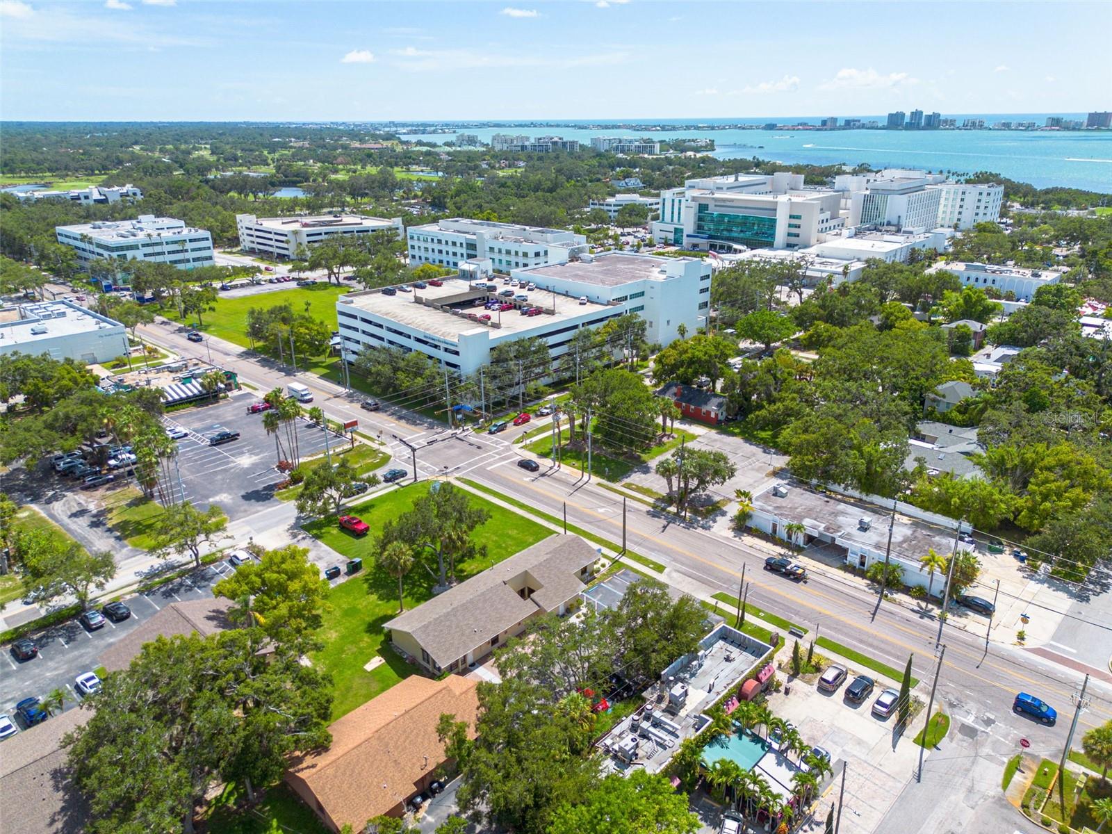 MAGNOLIA PARK - Commercial Lease