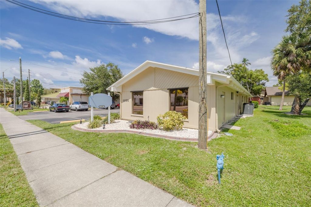 Photo of 1105 S Fort Harrison Avenue, Clearwater, FL 33756 (MLS # TB8413260)