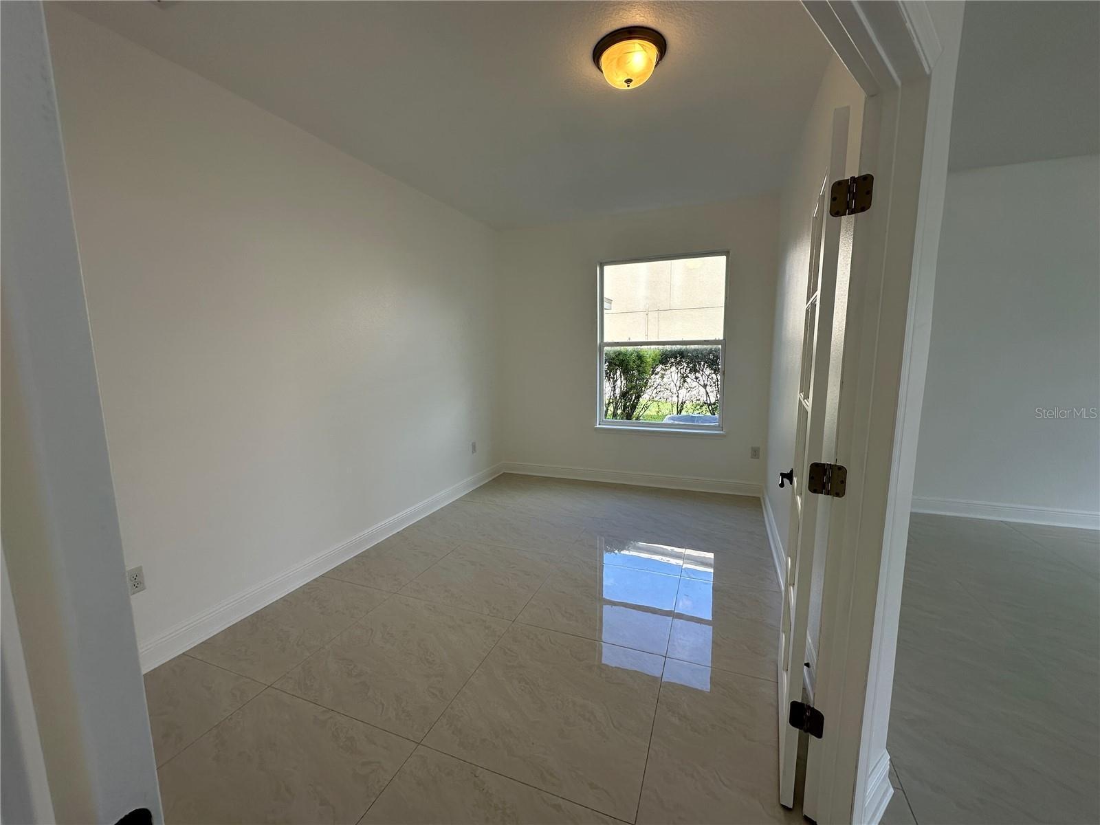 SUMMERLAKE PD PH 1B - Residential Lease