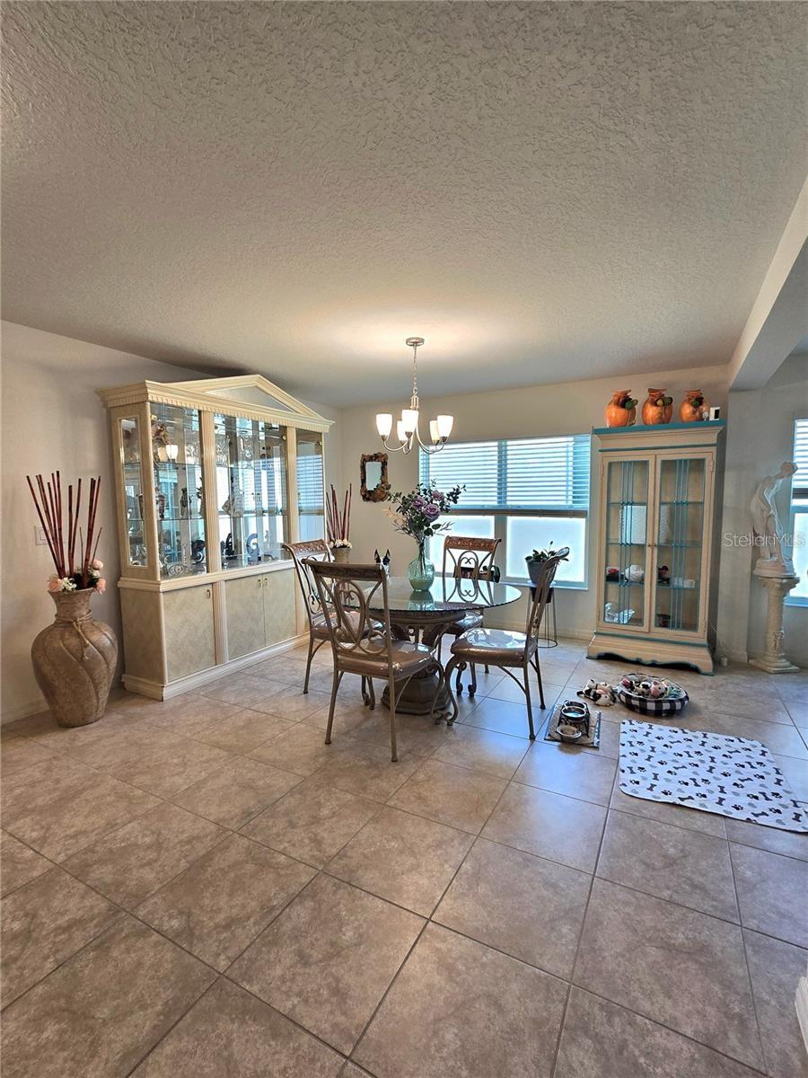 3209 CASA DEL REY AVENUE