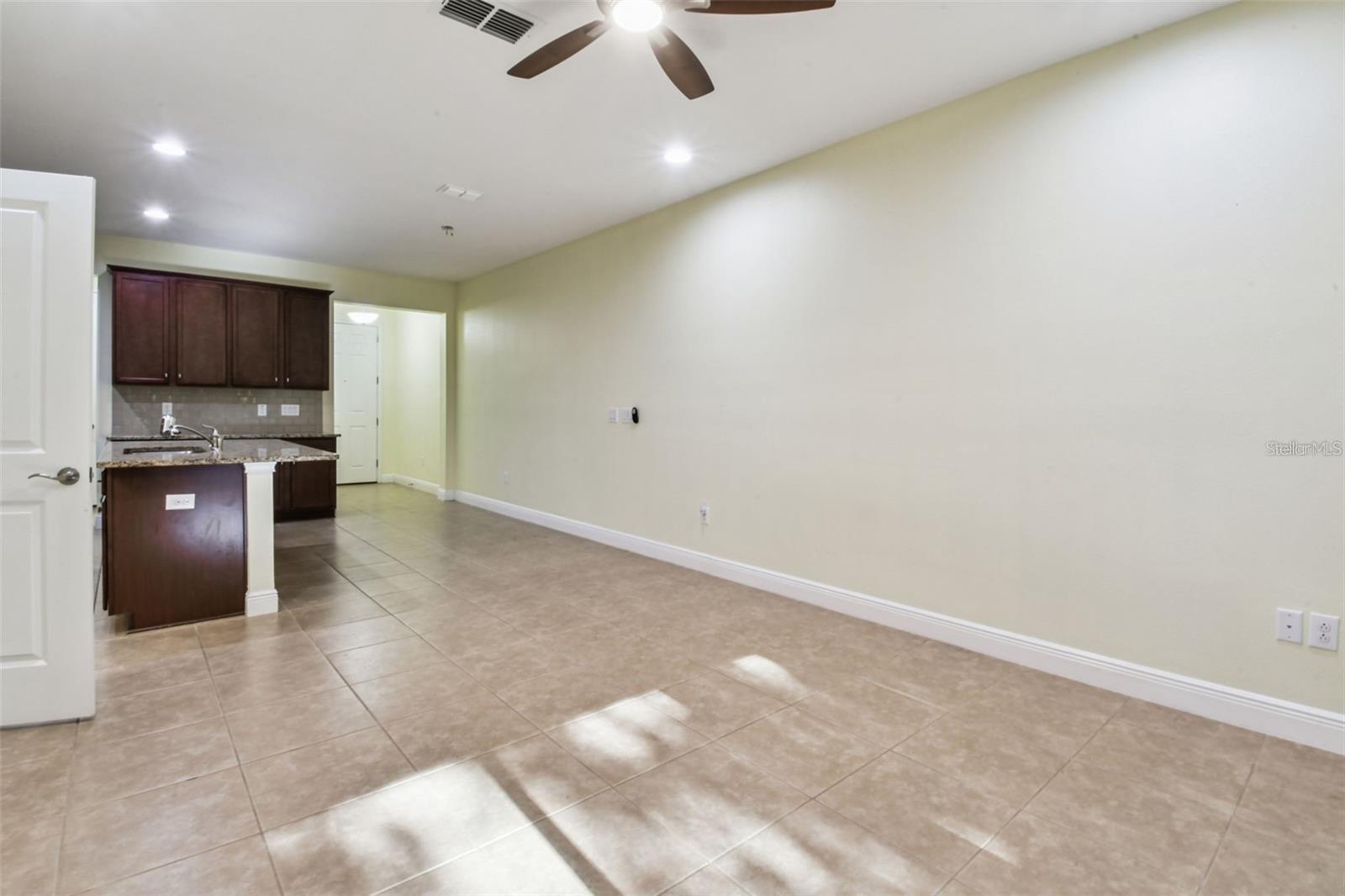 LAKESHORE PRESERVE - Residential