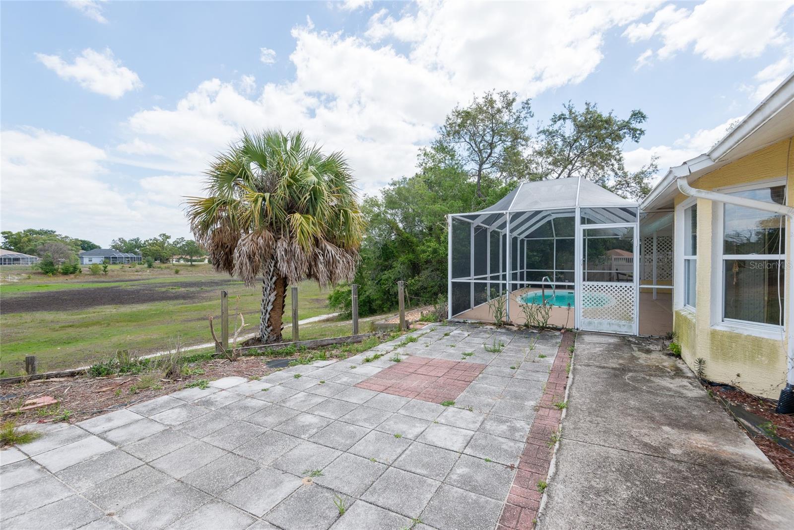 SPRING HILL - Residential