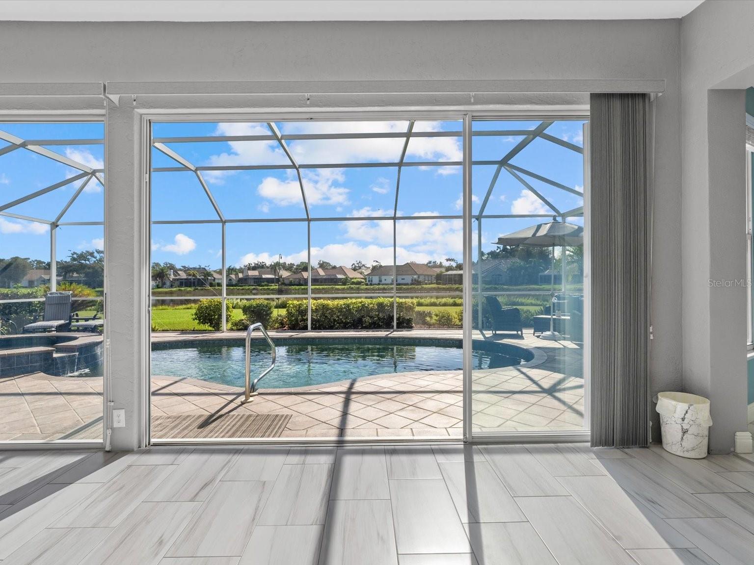 VENICE GOLF & COUNTRY CLUB - Residential