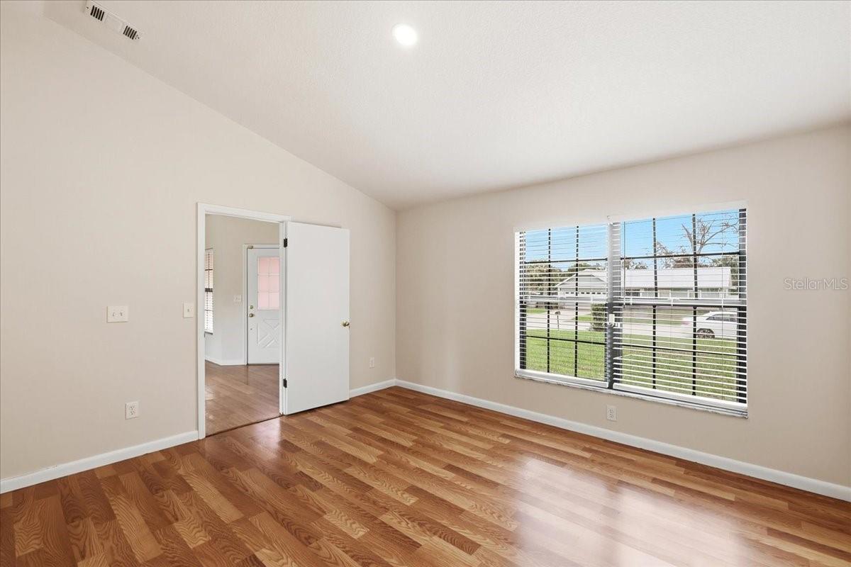 5045 CATSPAW COURT