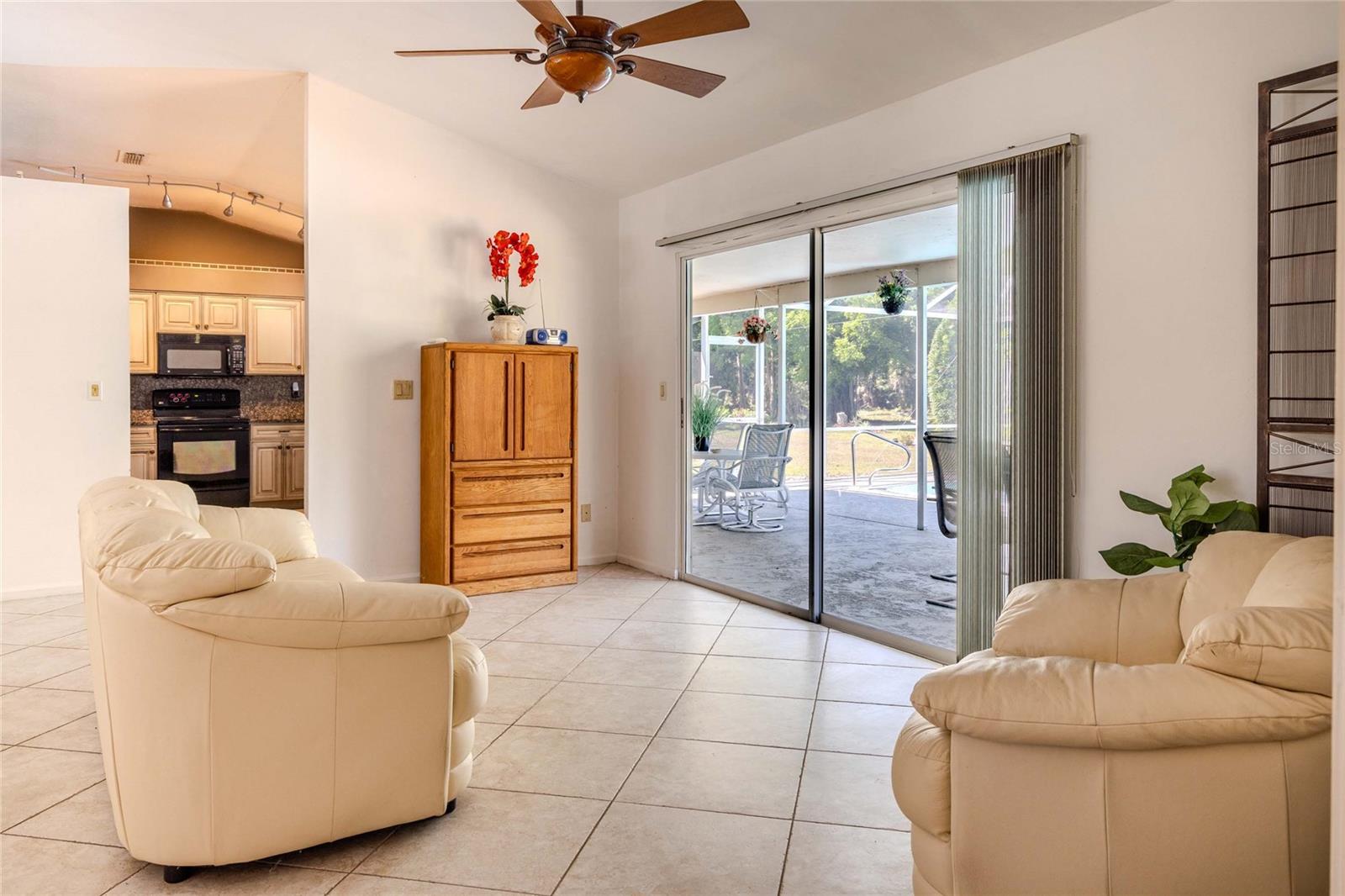 22614 FOUNTAIN LAKES BOULEVARD