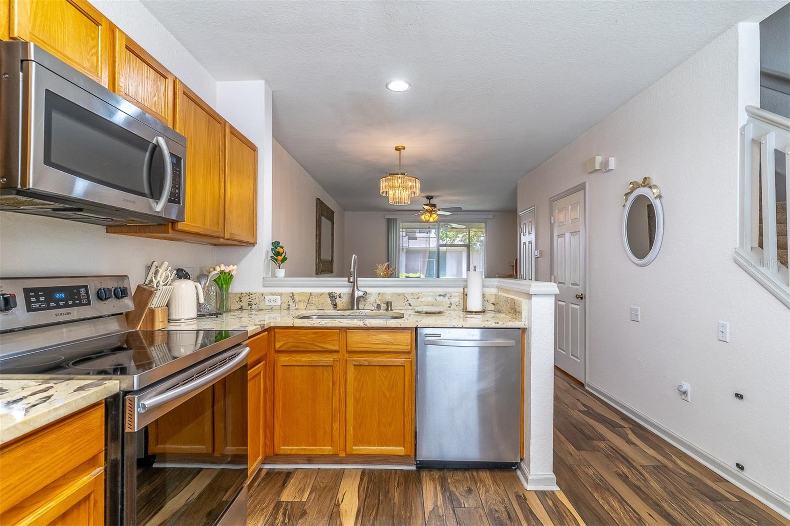 DUNWOODY COMMONS PH 2 - Residential