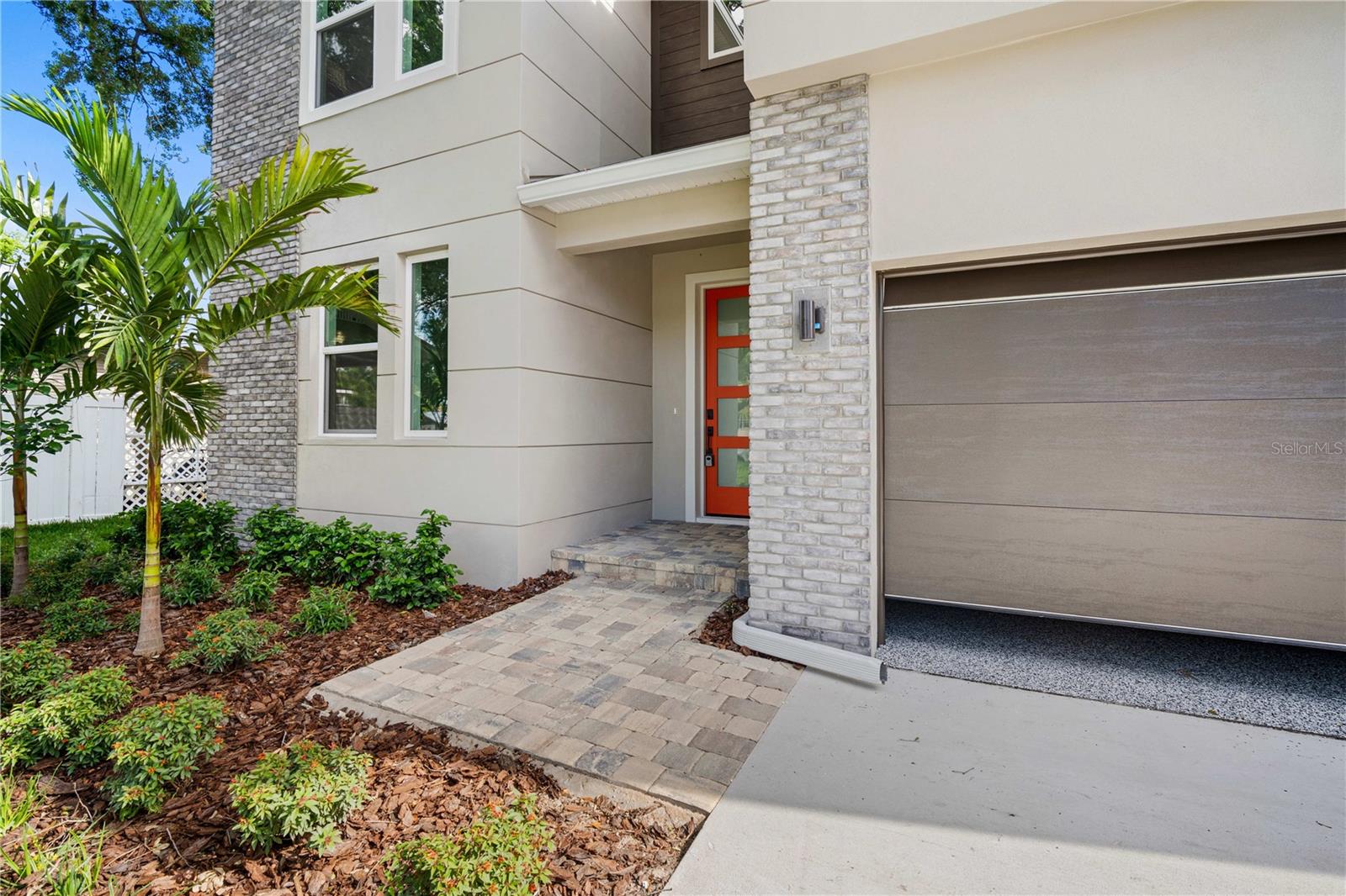 804 W PENINSULAR STREET