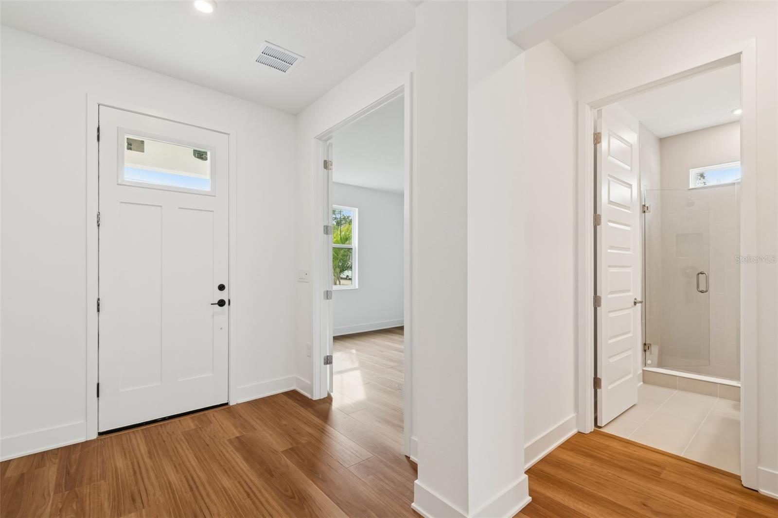 804 W PENINSULAR STREET