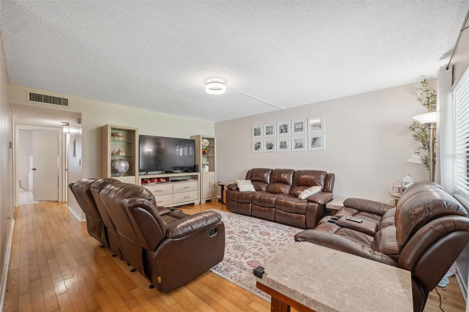 RAINTREE VILLAGE CONDO N - Residential