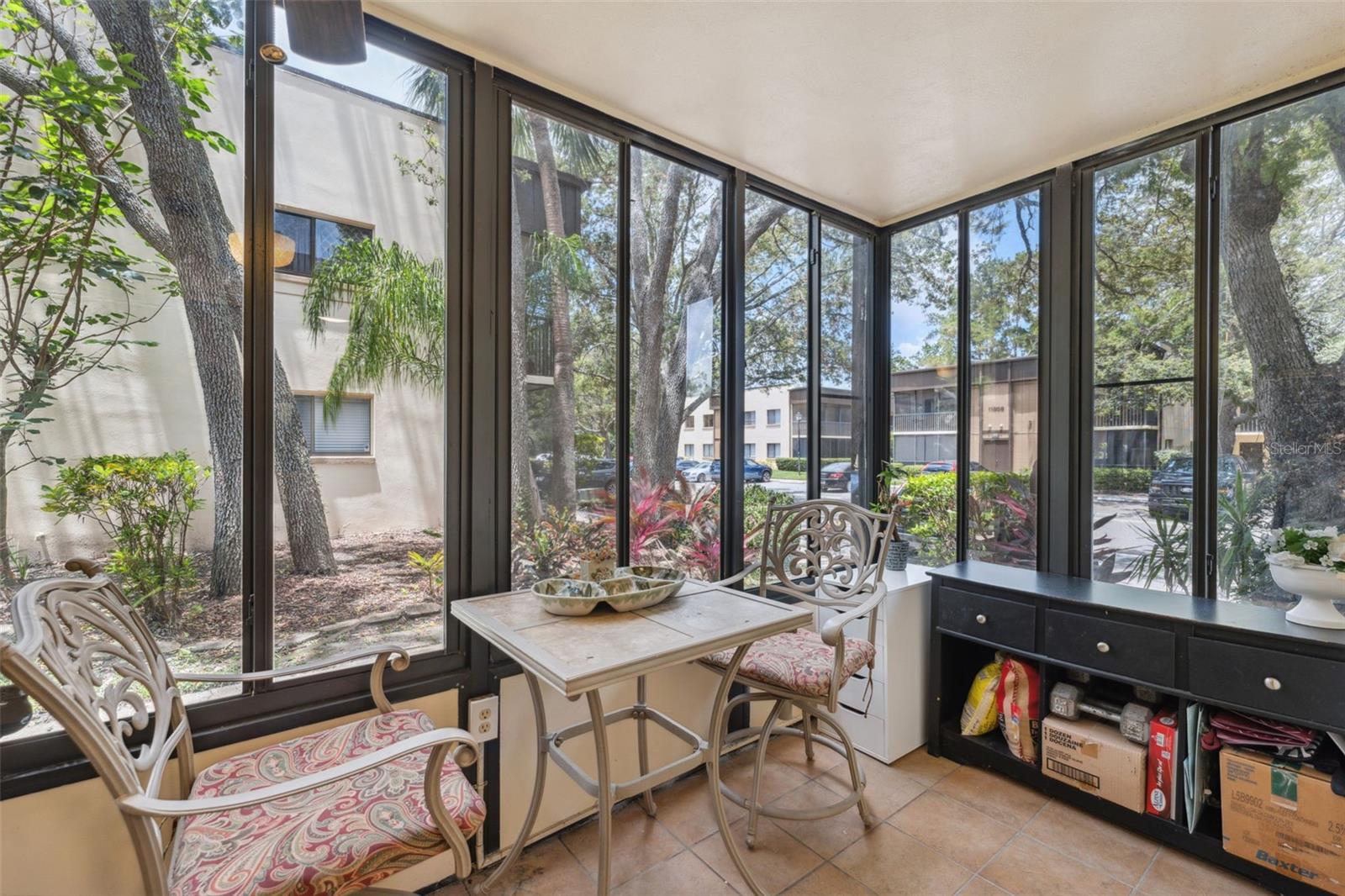 RAINTREE VILLAGE CONDO N - Residential