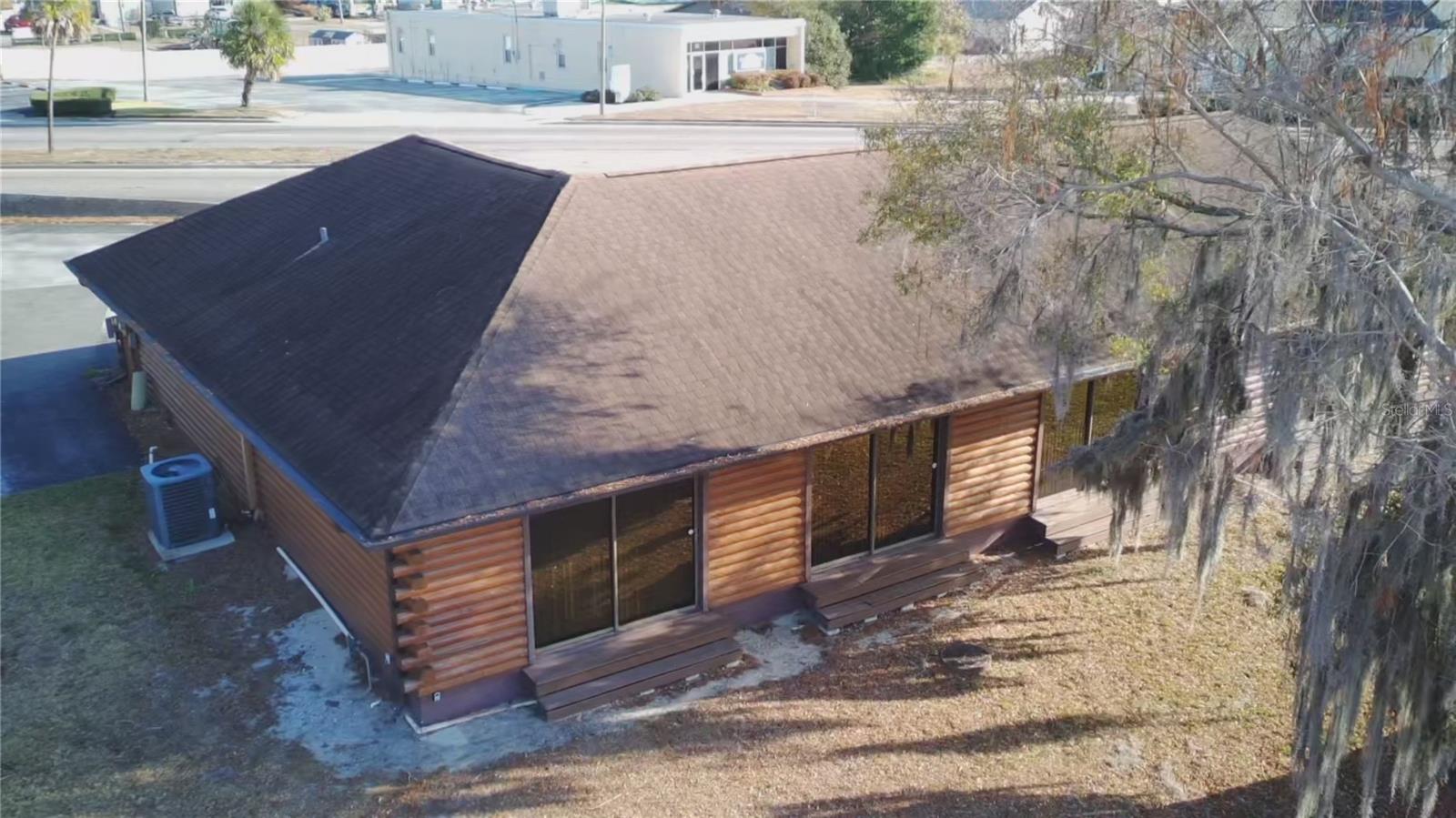 TWIN LAKE PARK SUB - Commercial Sale