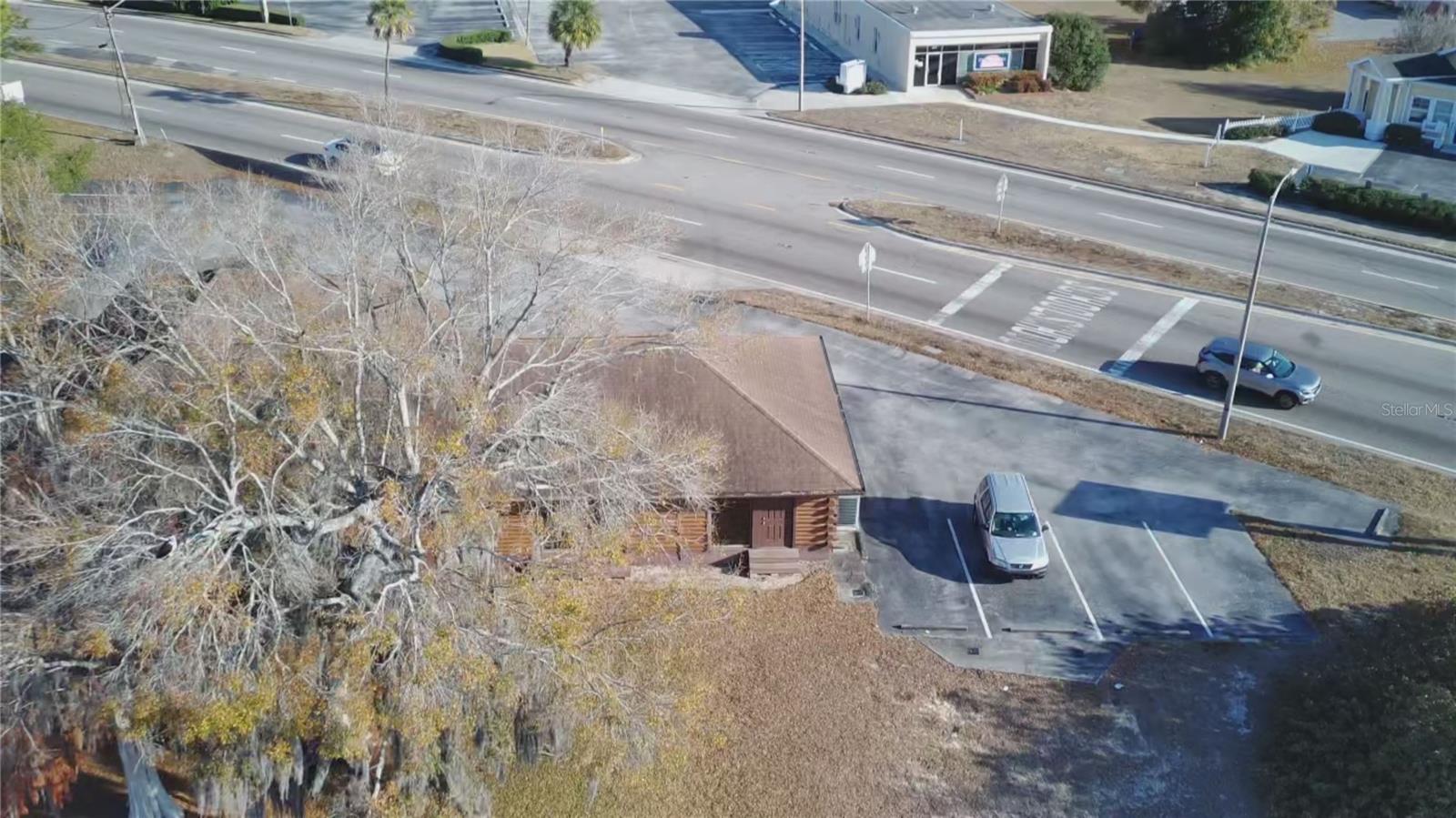 TWIN LAKE PARK SUB - Commercial Sale