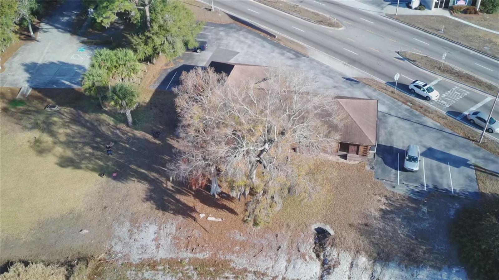 TWIN LAKE PARK SUB - Commercial Sale