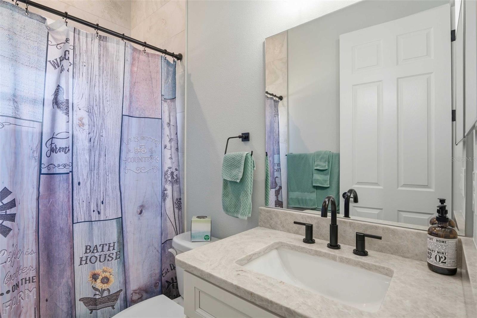 DAVIS LAKE - Residential